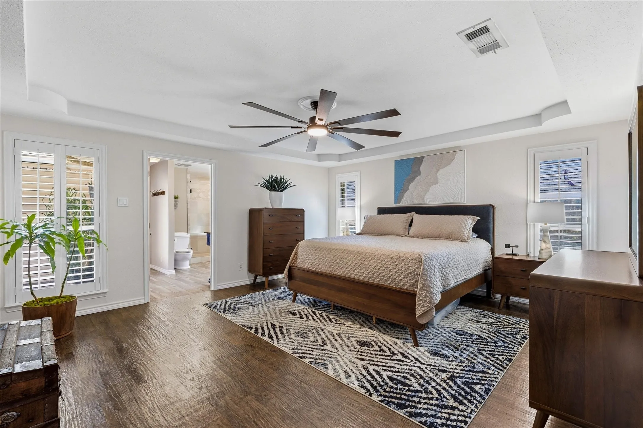 Single Family Residence For Sale in Collin County , 2904 Foxboro Drive, Richardson, Texas 75082, 3 Bedroom, 3 Bathroom, 2 Garage spaces, 2,649 Sqft, built in 1977, mls#21398492, Real Estate Agent in Richardson, Homes For Sale in Collin county, Homes For Sale in Richardson, Realtor in Richardson Texas, Real Estate Brokerage Independent Realty Texas, Luminita Cordes Realtor