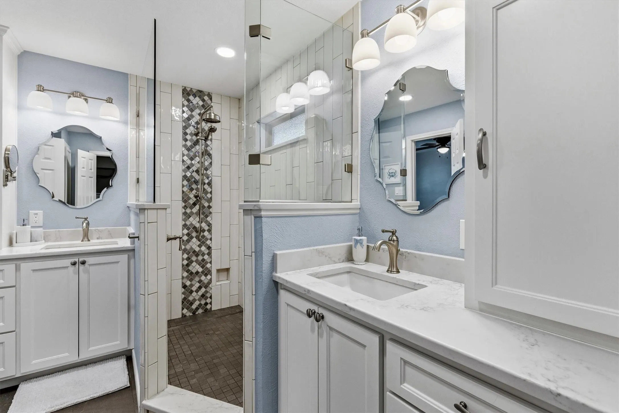 Single Family Residence For Sale in Collin County , 2904 Foxboro Drive, Richardson, Texas 75082, 3 Bedroom, 3 Bathroom, 2 Garage spaces, 2,649 Sqft, built in 1977, mls#21398492, Real Estate Agent in Richardson, Homes For Sale in Collin county, Homes For Sale in Richardson, Realtor in Richardson Texas, Real Estate Brokerage Independent Realty Texas, Luminita Cordes Realtor
