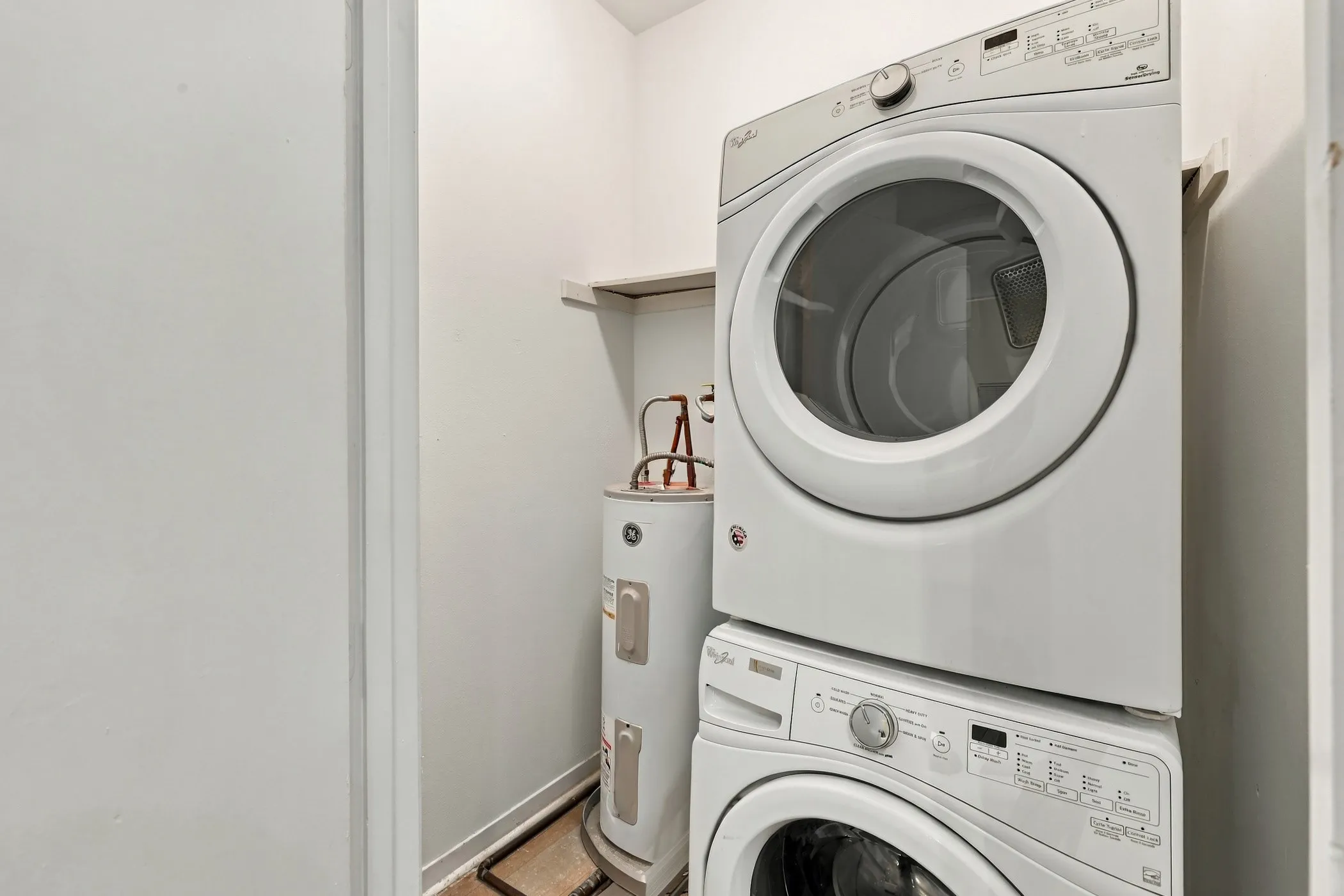 Condominium For Sale in Dallas County , 4334 Buena Vista Street E, Dallas, Texas 75205, 1 Bedroom, 1 Bathroom, 1 Garage spaces, 812 Sqft, built in 1984, mls#21401993, Real Estate Agent in Dallas, Homes For Sale in Dallas county, Homes For Sale in Dallas, Realtor in Dallas Texas, Real Estate Brokerage Independent Realty Texas, Luminita Cordes Realtor