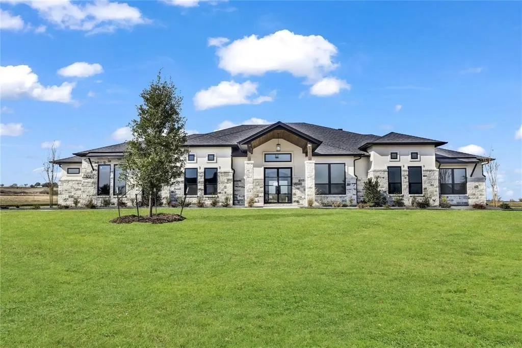 Single Family Residence For Sale in Parker County , 5021 Frost Creek, Aledo, Texas 76008, 4 Bedroom, 4 Bathroom, 3 Garage spaces, 3,659 Sqft, built in 2025, mls#21402595, Real Estate Agent in Aledo, Homes For Sale in Parker county, Homes For Sale in Aledo, Realtor in Aledo Texas, Real Estate Brokerage Independent Realty Texas, Luminita Cordes Realtor