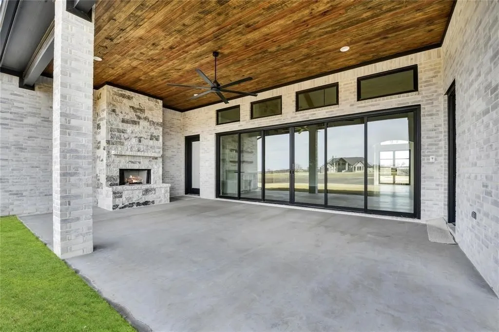 Single Family Residence For Sale in Parker County , 5021 Frost Creek, Aledo, Texas 76008, 4 Bedroom, 4 Bathroom, 3 Garage spaces, 3,659 Sqft, built in 2025, mls#21402595, Real Estate Agent in Aledo, Homes For Sale in Parker county, Homes For Sale in Aledo, Realtor in Aledo Texas, Real Estate Brokerage Independent Realty Texas, Luminita Cordes Realtor