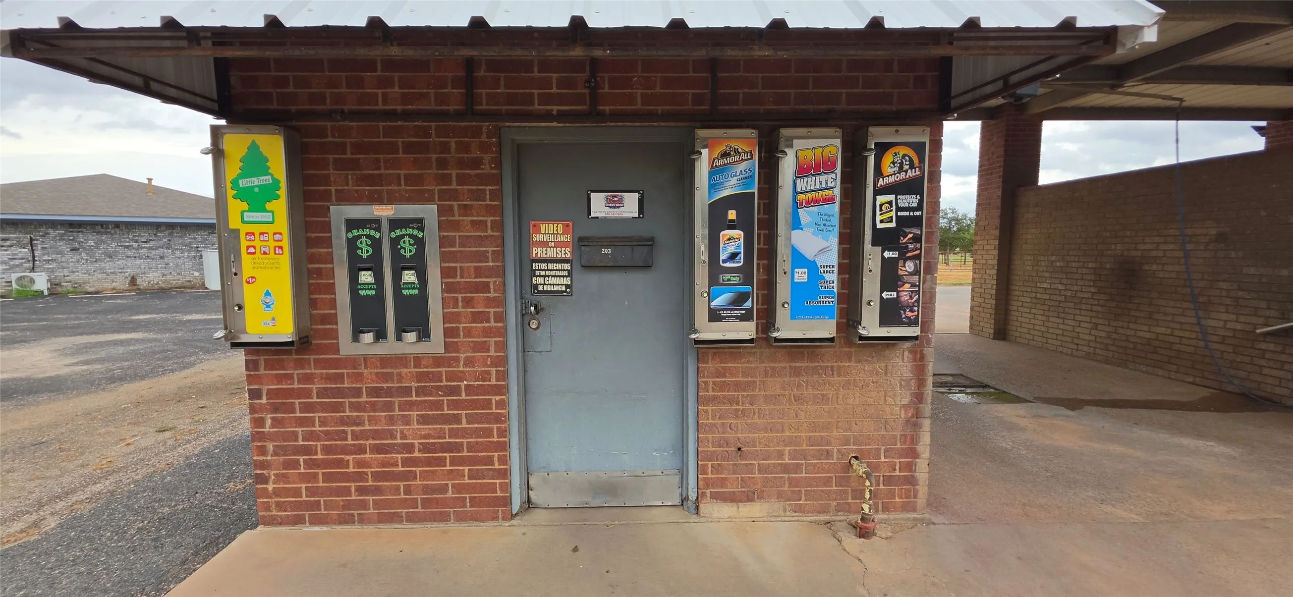 Business For Sale in Young County , 203 Cliff Drive, Graham, Texas 76450, 0, 0, Garage spaces, 0 Sqft, built in 1988, mls#21402598, Real Estate Agent in Graham, Homes For Sale in Young county, Homes For Sale in Graham, Realtor in Graham Texas, Real Estate Brokerage Independent Realty Texas, Luminita Cordes Realtor