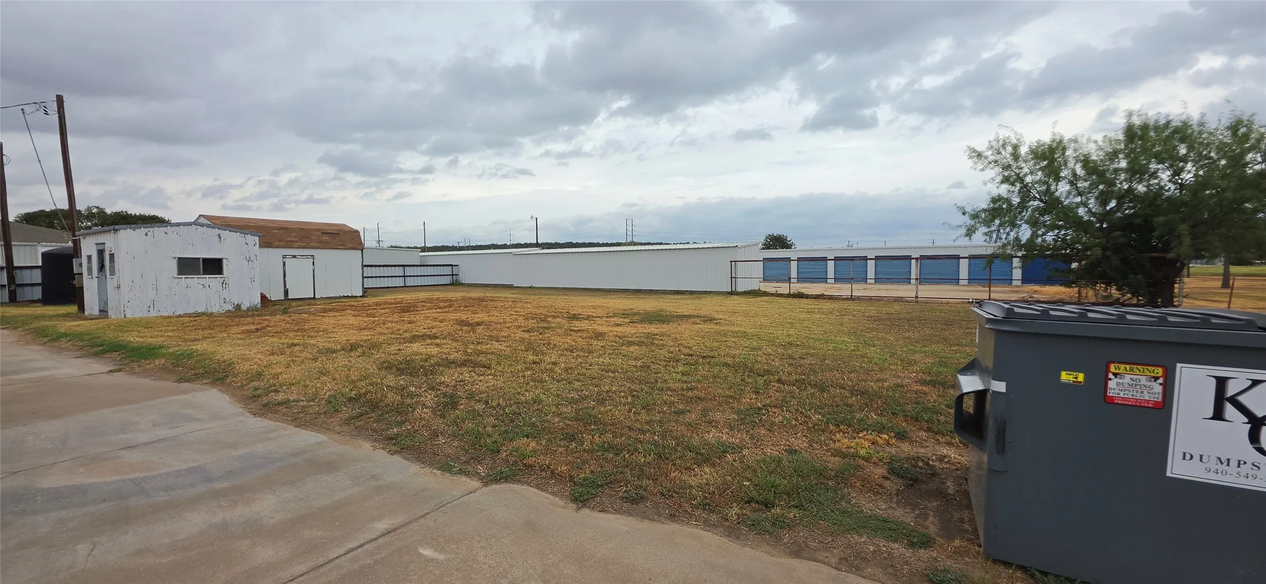 Business For Sale in Young County , 203 Cliff Drive, Graham, Texas 76450, 0, 0, Garage spaces, 0 Sqft, built in 1988, mls#21402598, Real Estate Agent in Graham, Homes For Sale in Young county, Homes For Sale in Graham, Realtor in Graham Texas, Real Estate Brokerage Independent Realty Texas, Luminita Cordes Realtor