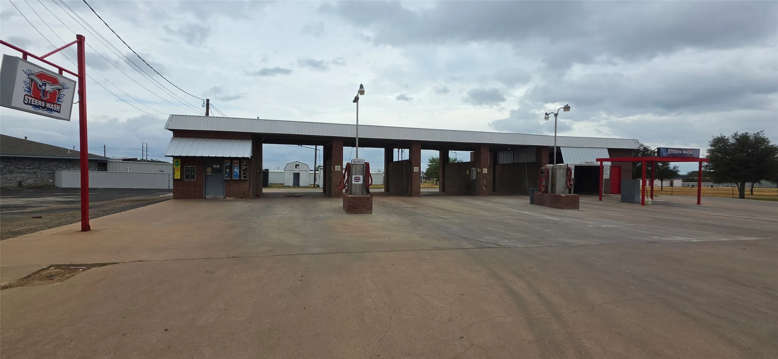 Business For Sale in Young County , 203 Cliff Drive, Graham, Texas 76450, 0, 0, Garage spaces, 0 Sqft, built in 1988, mls#21402598, Real Estate Agent in Graham, Homes For Sale in Young county, Homes For Sale in Graham, Realtor in Graham Texas, Real Estate Brokerage Independent Realty Texas, Luminita Cordes Realtor