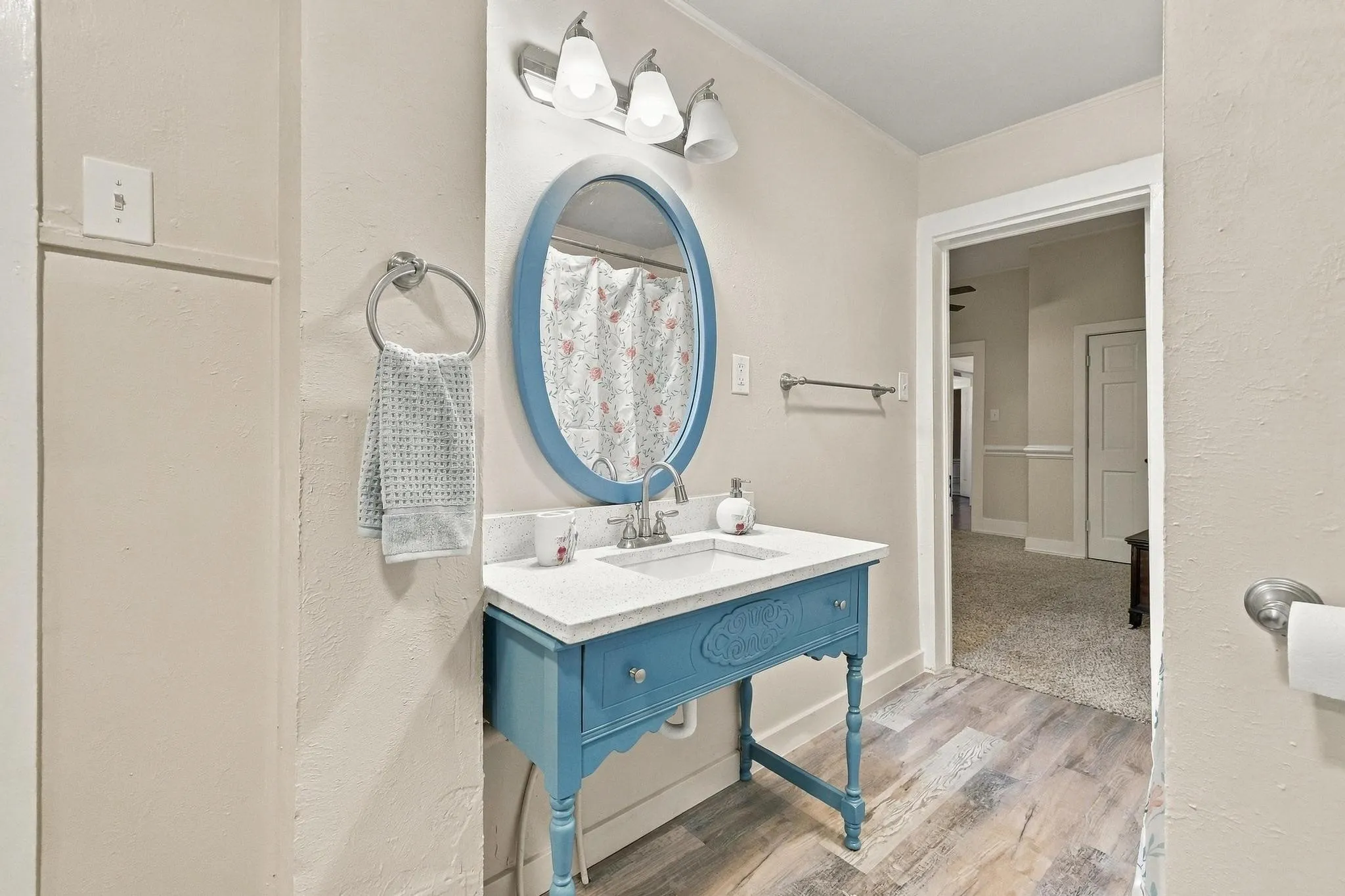 Single Family Residence For Sale in Grayson County , 806 W Gandy Street, Denison, Texas 75020, 3 Bedroom, 2 Bathroom, Garage spaces, 1,593 Sqft, built in 1920, mls#21400964, Real Estate Agent in Denison, Homes For Sale in Grayson county, Homes For Sale in Denison, Realtor in Denison Texas, Real Estate Brokerage Independent Realty Texas, Luminita Cordes Realtor