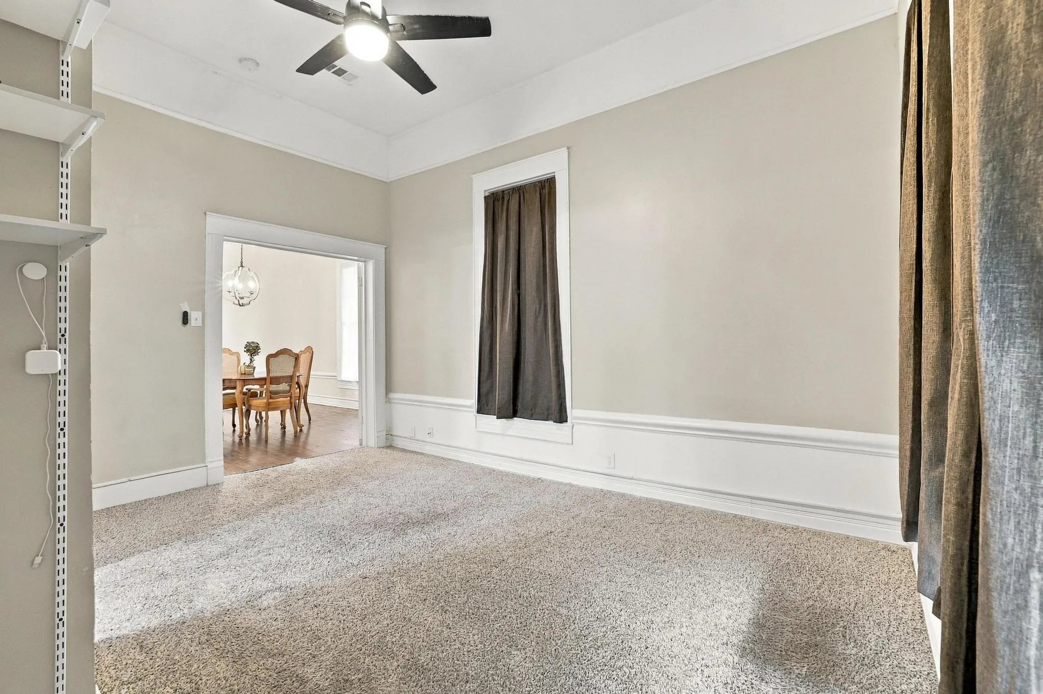Single Family Residence For Sale in Grayson County , 806 W Gandy Street, Denison, Texas 75020, 3 Bedroom, 2 Bathroom, Garage spaces, 1,593 Sqft, built in 1920, mls#21400964, Real Estate Agent in Denison, Homes For Sale in Grayson county, Homes For Sale in Denison, Realtor in Denison Texas, Real Estate Brokerage Independent Realty Texas, Luminita Cordes Realtor