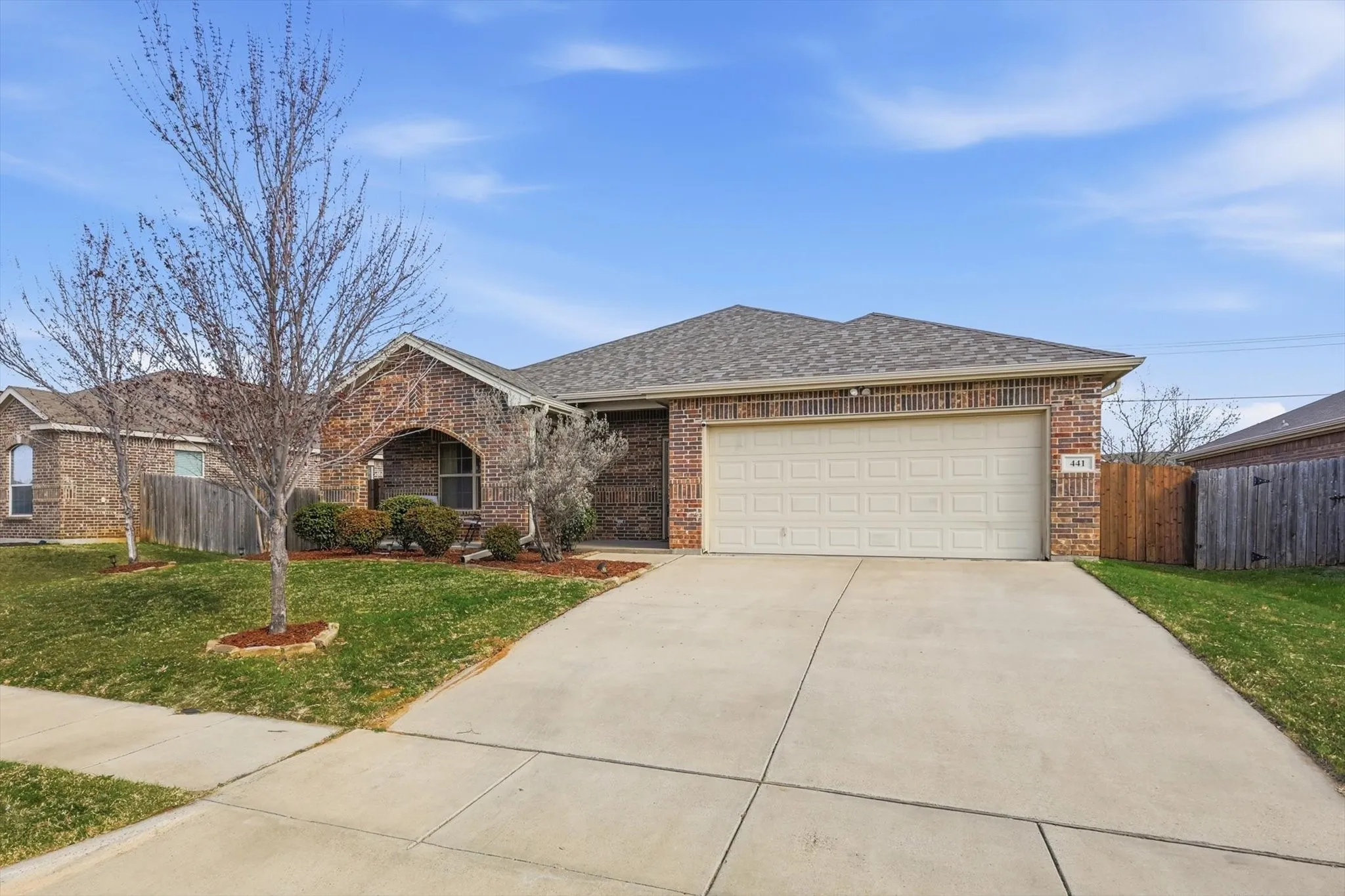 Single Family Residence For Sale in Tarrant County , 441 Buoy Drive, Crowley, Texas 76036, 4 Bedroom, 2 Bathroom, 2 Garage spaces, 1,864 Sqft, built in 2011, mls#21402241, Real Estate Agent in Crowley, Homes For Sale in Tarrant county, Homes For Sale in Crowley, Realtor in Crowley Texas, Real Estate Brokerage Independent Realty Texas, Luminita Cordes Realtor