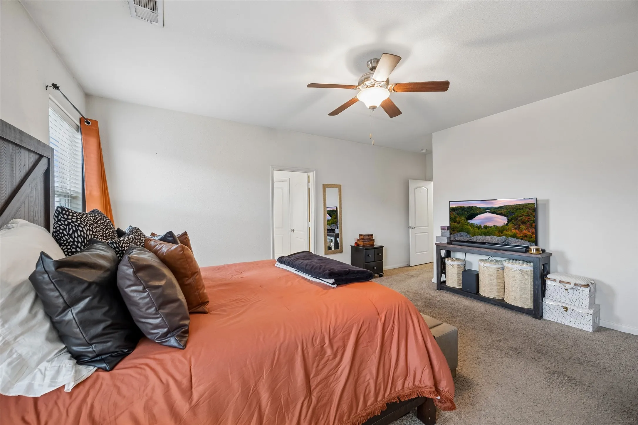 Single Family Residence For Sale in Denton County , 1005 Princewood Drive, Denton, Texas 76207, 3 Bedroom, 2 Bathroom, 2 Garage spaces, 1,927 Sqft, built in 2018, mls#21402062, Real Estate Agent in Denton, Homes For Sale in Denton county, Homes For Sale in Denton, Realtor in Denton Texas, Real Estate Brokerage Independent Realty Texas, Luminita Cordes Realtor