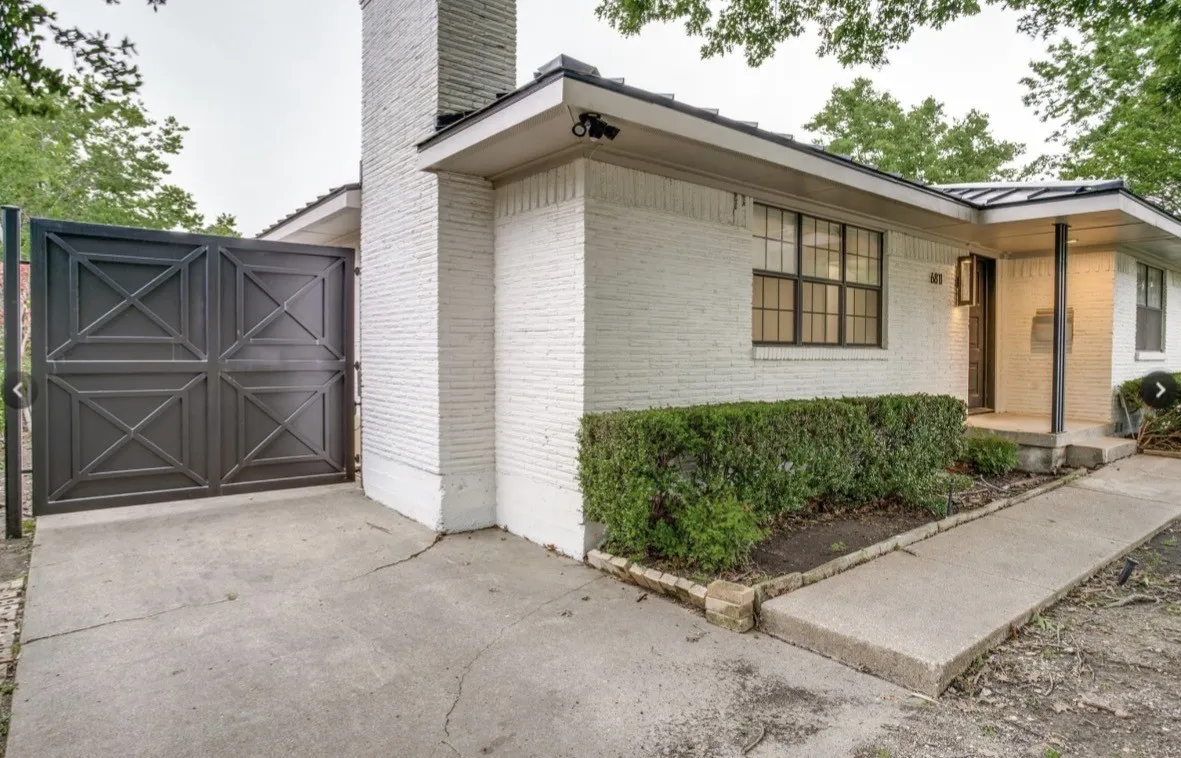 Single Family Residence For Rent in Dallas County , 6811 Walnut Hill Lane, Dallas, Texas 75230, 3 Bedroom, 2 Bathroom, 2 Garage spaces, 1,607 Sqft, built in 1948, mls#21376459, Real Estate Agent in Dallas, Homes For Rent in Dallas county, Homes For Rent in Dallas, Realtor in Dallas Texas, Real Estate Brokerage Independent Realty Texas, Luminita Cordes Realtor
