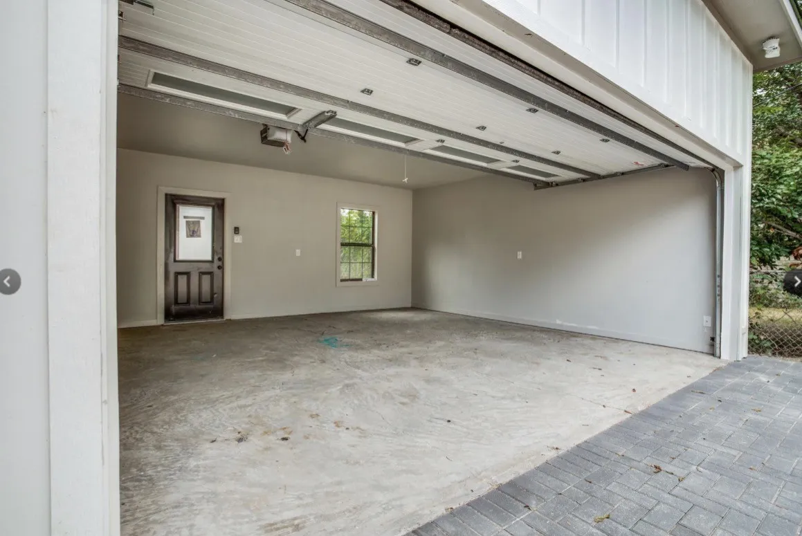 Single Family Residence For Rent in Dallas County , 6811 Walnut Hill Lane, Dallas, Texas 75230, 3 Bedroom, 2 Bathroom, 2 Garage spaces, 1,607 Sqft, built in 1948, mls#21376459, Real Estate Agent in Dallas, Homes For Rent in Dallas county, Homes For Rent in Dallas, Realtor in Dallas Texas, Real Estate Brokerage Independent Realty Texas, Luminita Cordes Realtor