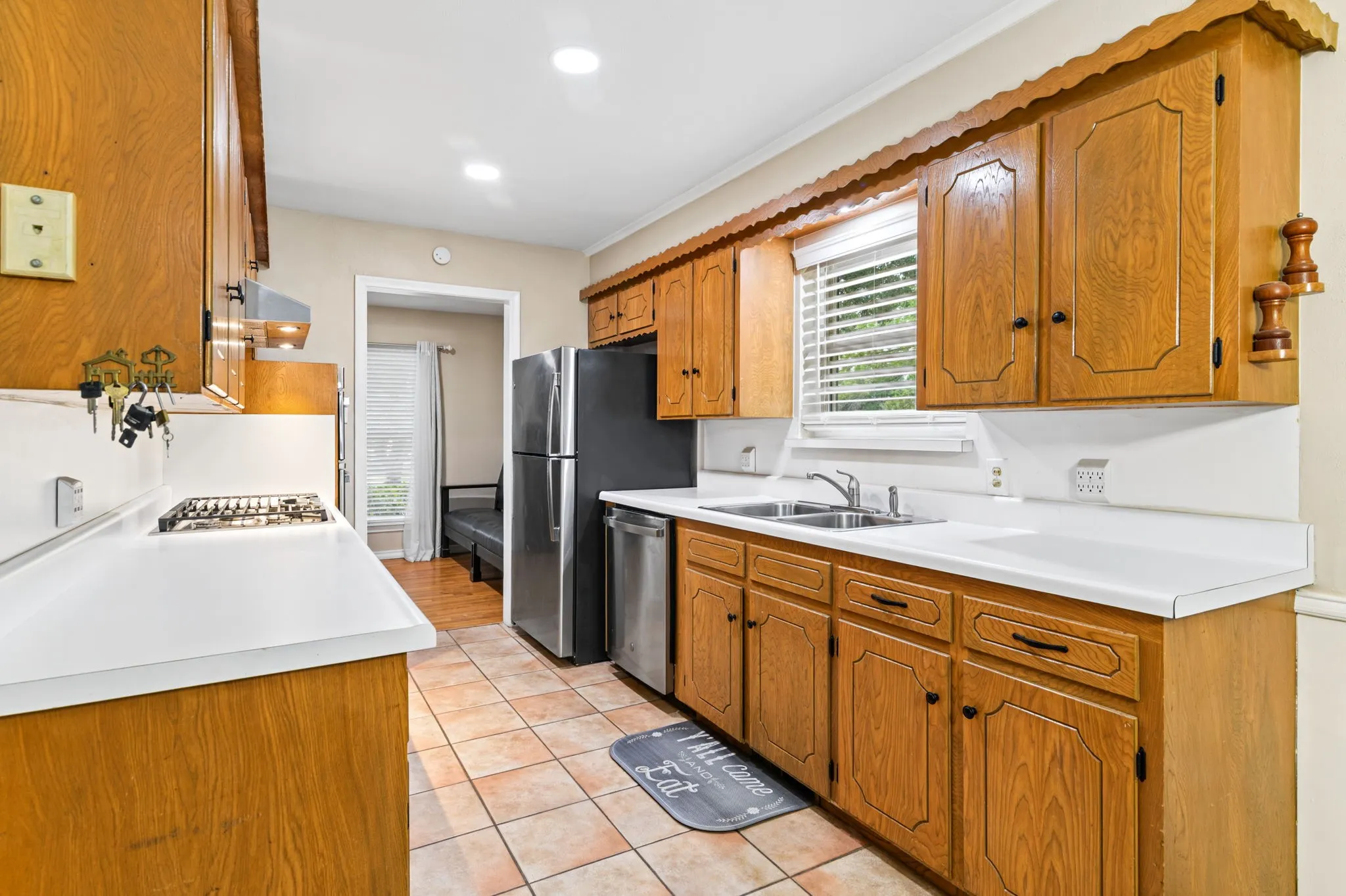 Single Family Residence For Sale in Collin County , 2630 Briarcove Drive, Plano, Texas 75074, 3 Bedroom, 2 Bathroom, 2 Garage spaces, 1,783 Sqft, built in 1968, mls#21400577, Real Estate Agent in Plano, Homes For Sale in Collin county, Homes For Sale in Plano, Realtor in Plano Texas, Real Estate Brokerage Independent Realty Texas, Luminita Cordes Realtor
