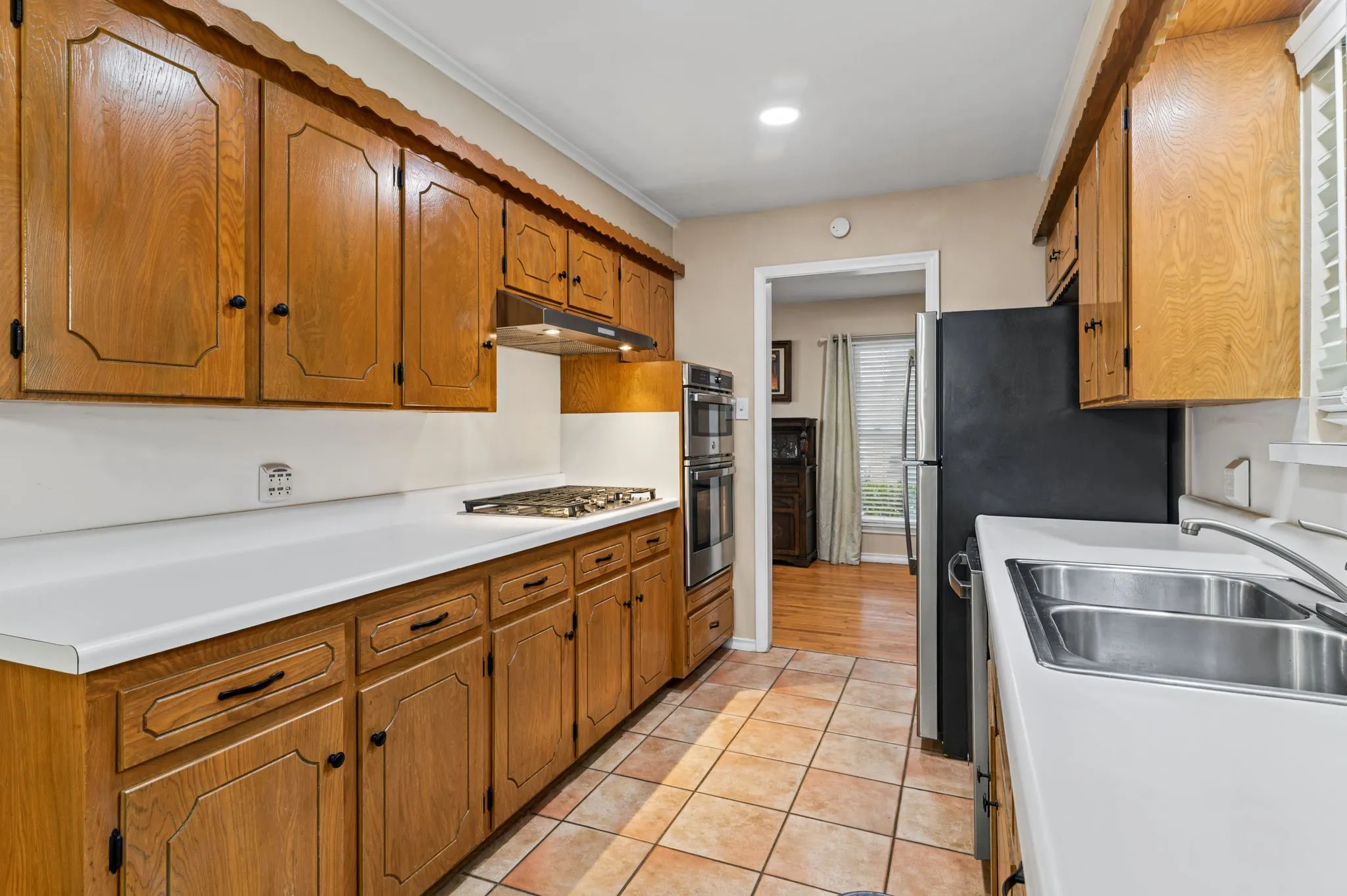 Single Family Residence For Sale in Collin County , 2630 Briarcove Drive, Plano, Texas 75074, 3 Bedroom, 2 Bathroom, 2 Garage spaces, 1,783 Sqft, built in 1968, mls#21400577, Real Estate Agent in Plano, Homes For Sale in Collin county, Homes For Sale in Plano, Realtor in Plano Texas, Real Estate Brokerage Independent Realty Texas, Luminita Cordes Realtor