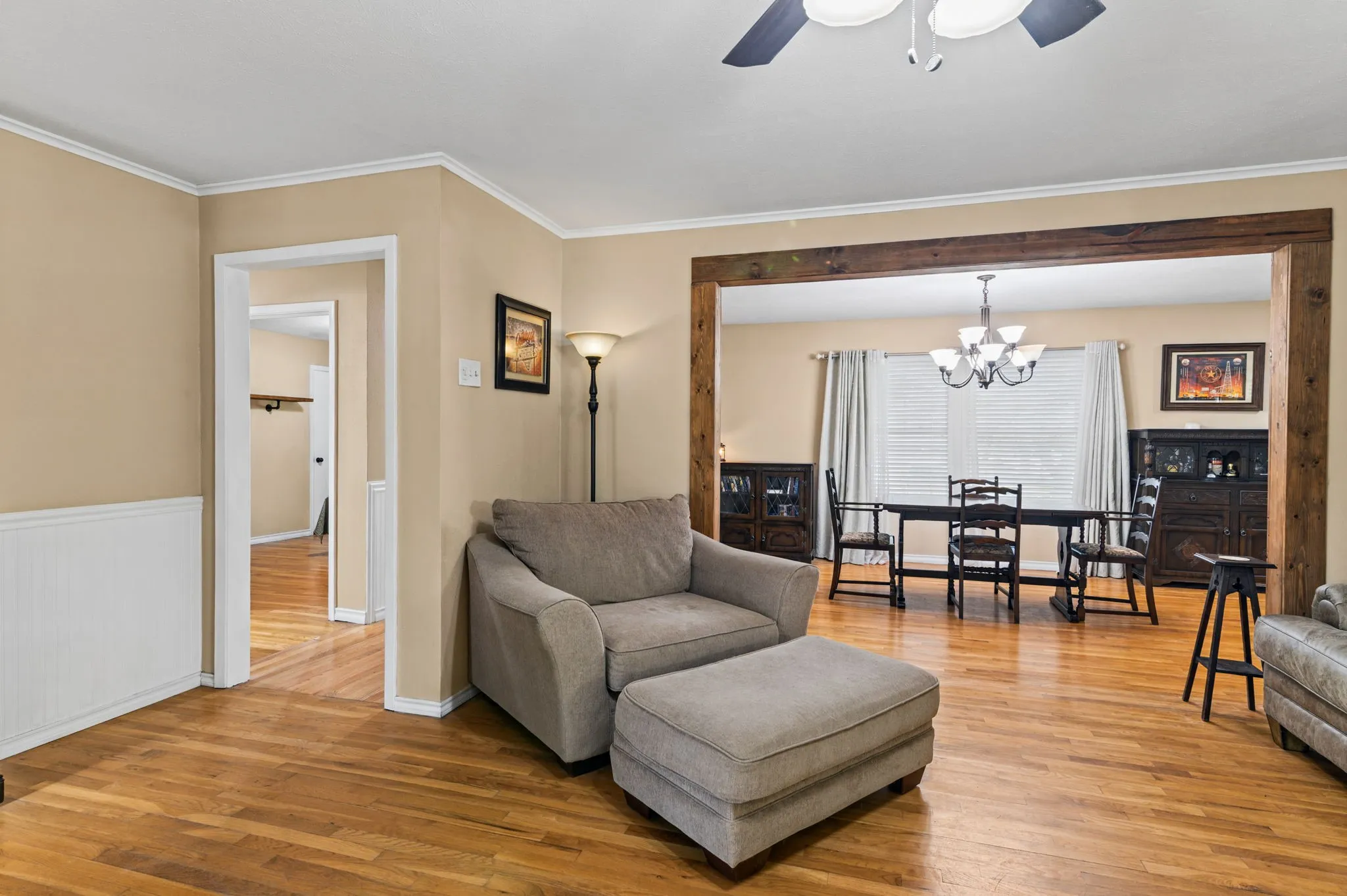 Single Family Residence For Sale in Collin County , 2630 Briarcove Drive, Plano, Texas 75074, 3 Bedroom, 2 Bathroom, 2 Garage spaces, 1,783 Sqft, built in 1968, mls#21400577, Real Estate Agent in Plano, Homes For Sale in Collin county, Homes For Sale in Plano, Realtor in Plano Texas, Real Estate Brokerage Independent Realty Texas, Luminita Cordes Realtor