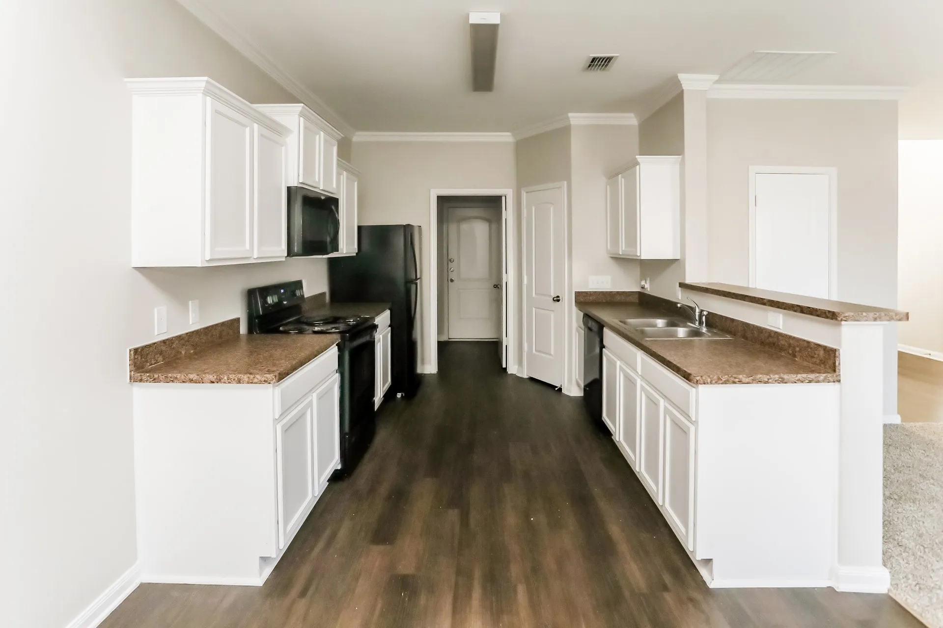 Single Family Residence For Rent in Dallas County , 1343 Barrel Drive, Dallas, Texas 75253, 4 Bedroom, 3 Bathroom, 2 Garage spaces, 2,105 Sqft, built in 2018, mls#21402608, Real Estate Agent in Dallas, Homes For Rent in Dallas county, Homes For Rent in Dallas, Realtor in Dallas Texas, Real Estate Brokerage Independent Realty Texas, Luminita Cordes Realtor