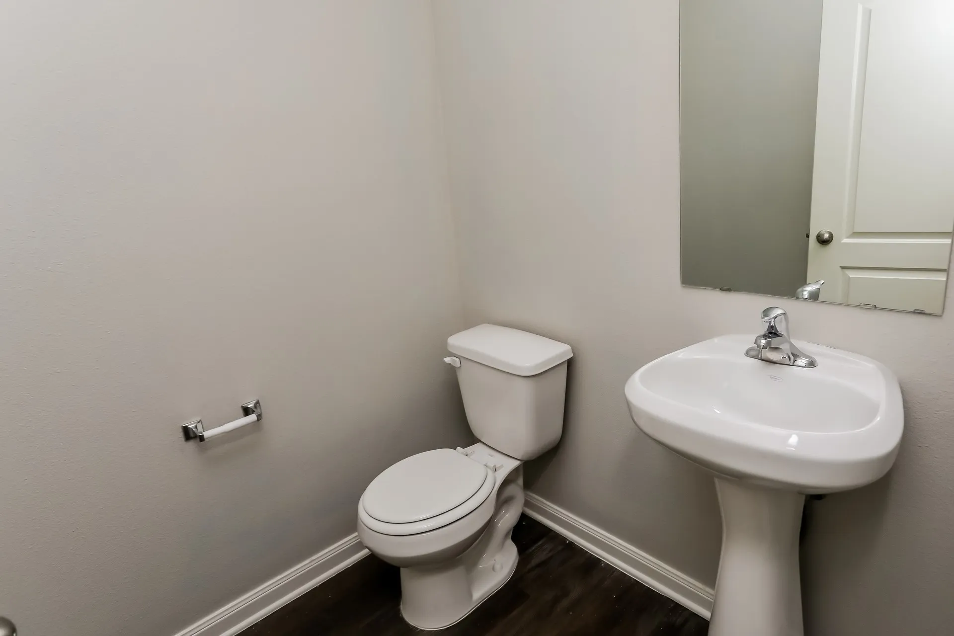 Single Family Residence For Rent in Dallas County , 1343 Barrel Drive, Dallas, Texas 75253, 4 Bedroom, 3 Bathroom, 2 Garage spaces, 2,105 Sqft, built in 2018, mls#21402608, Real Estate Agent in Dallas, Homes For Rent in Dallas county, Homes For Rent in Dallas, Realtor in Dallas Texas, Real Estate Brokerage Independent Realty Texas, Luminita Cordes Realtor