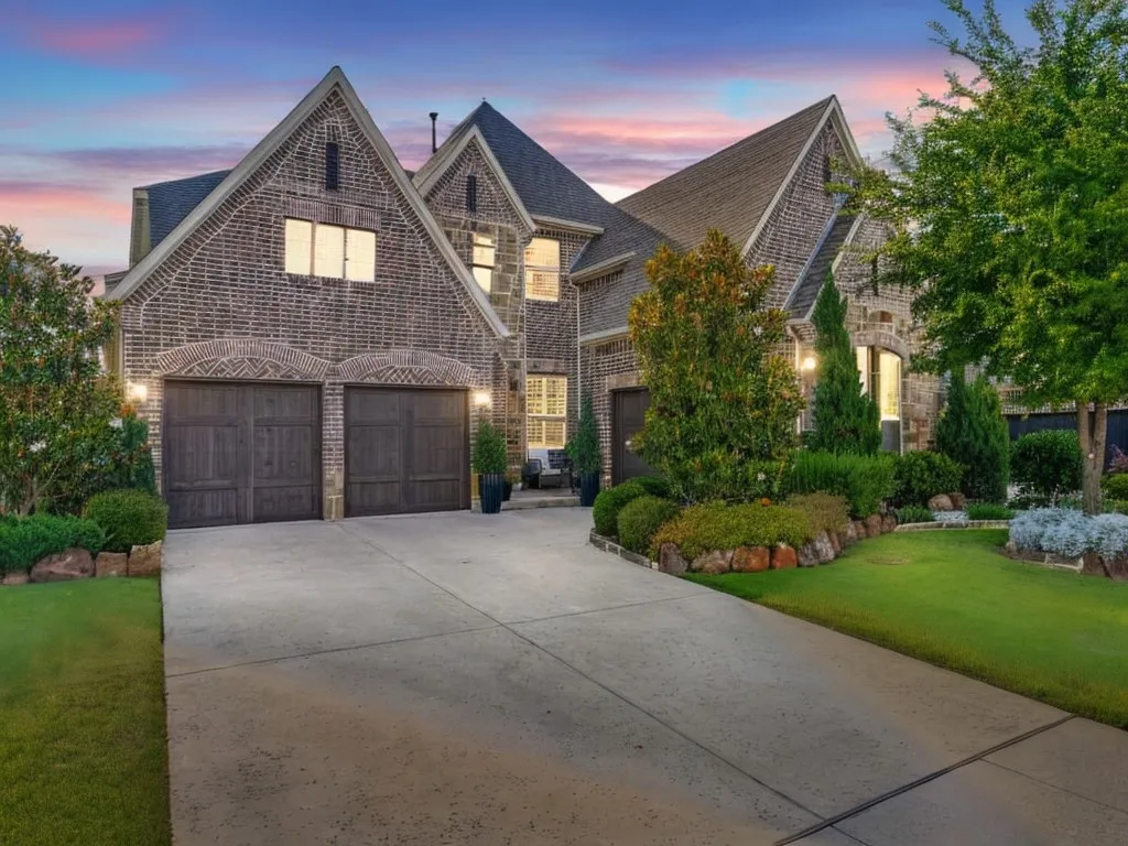 Single Family Residence For Sale in Collin County , 2144 Nassau Drive, Mc Kinney, Texas 75071, 5 Bedroom, 5 Bathroom, 3 Garage spaces, 4,186 Sqft, built in 2018, mls#21402594, Real Estate Agent in Mc Kinney, Homes For Sale in Collin county, Homes For Sale in Mc Kinney, Realtor in Mc Kinney Texas, Real Estate Brokerage Independent Realty Texas, Luminita Cordes Realtor