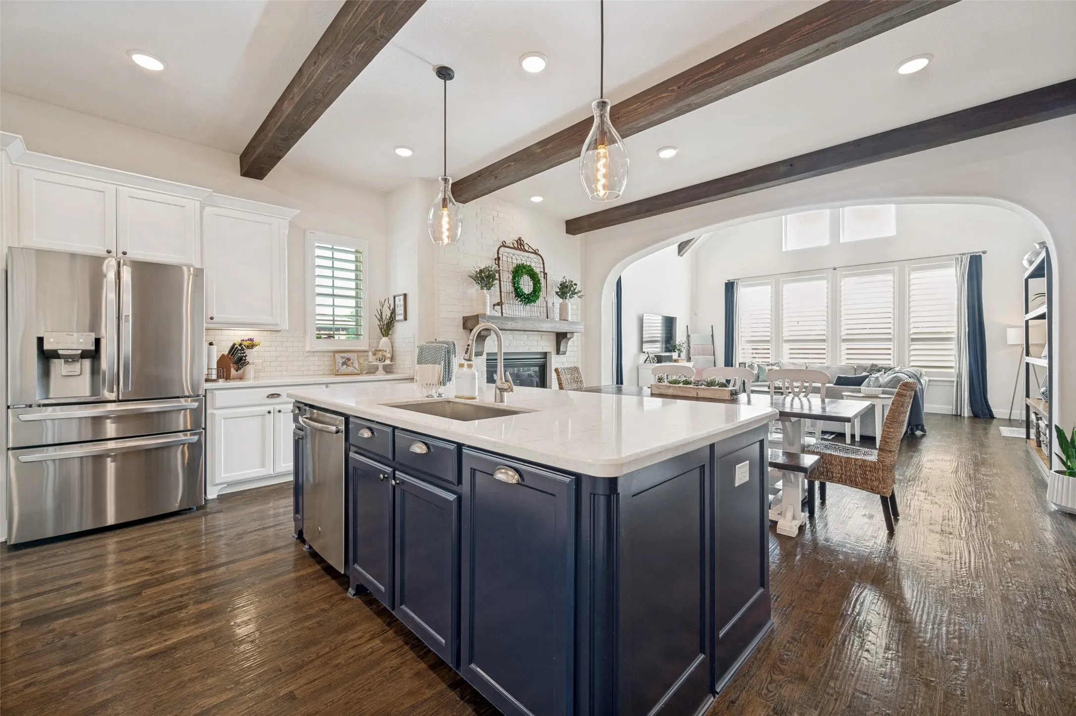 Single Family Residence For Sale in Collin County , 2144 Nassau Drive, Mc Kinney, Texas 75071, 5 Bedroom, 5 Bathroom, 3 Garage spaces, 4,186 Sqft, built in 2018, mls#21402594, Real Estate Agent in Mc Kinney, Homes For Sale in Collin county, Homes For Sale in Mc Kinney, Realtor in Mc Kinney Texas, Real Estate Brokerage Independent Realty Texas, Luminita Cordes Realtor