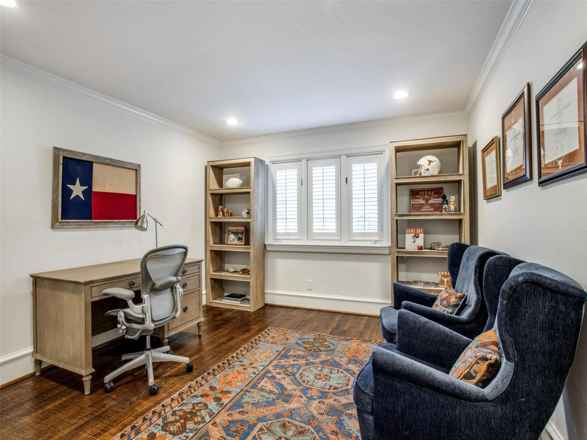 Single Family Residence For Rent in Dallas County , 3909 Greenbrier Drive, University Park, Texas 75225, 5 Bedroom, 5 Bathroom, 2 Garage spaces, 5,652 Sqft, built in 1982, mls#21402137, Real Estate Agent in University Park, Homes For Rent in Dallas county, Homes For Rent in University Park, Realtor in University Park Texas, Real Estate Brokerage Independent Realty Texas, Luminita Cordes Realtor