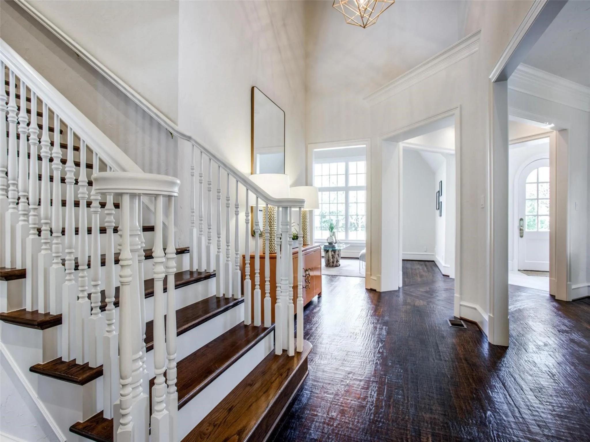 Single Family Residence For Rent in Dallas County , 3909 Greenbrier Drive, University Park, Texas 75225, 5 Bedroom, 5 Bathroom, 2 Garage spaces, 5,652 Sqft, built in 1982, mls#21402137, Real Estate Agent in University Park, Homes For Rent in Dallas county, Homes For Rent in University Park, Realtor in University Park Texas, Real Estate Brokerage Independent Realty Texas, Luminita Cordes Realtor