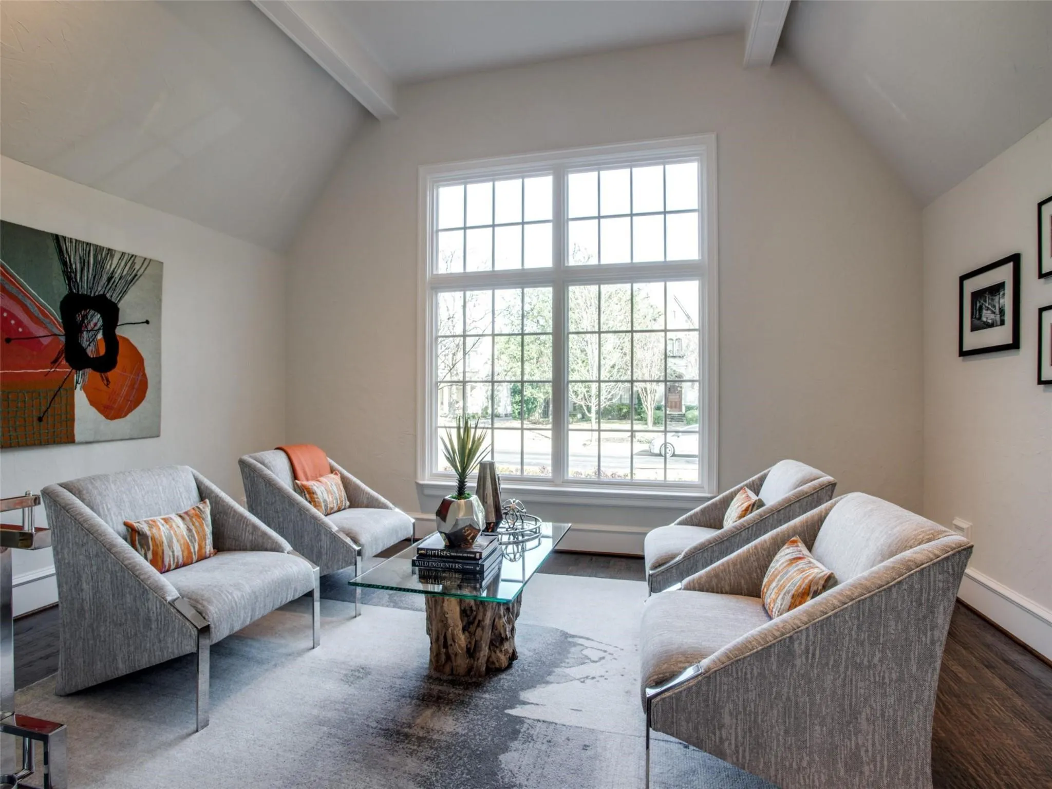 Single Family Residence For Rent in Dallas County , 3909 Greenbrier Drive, University Park, Texas 75225, 5 Bedroom, 5 Bathroom, 2 Garage spaces, 5,652 Sqft, built in 1982, mls#21402137, Real Estate Agent in University Park, Homes For Rent in Dallas county, Homes For Rent in University Park, Realtor in University Park Texas, Real Estate Brokerage Independent Realty Texas, Luminita Cordes Realtor