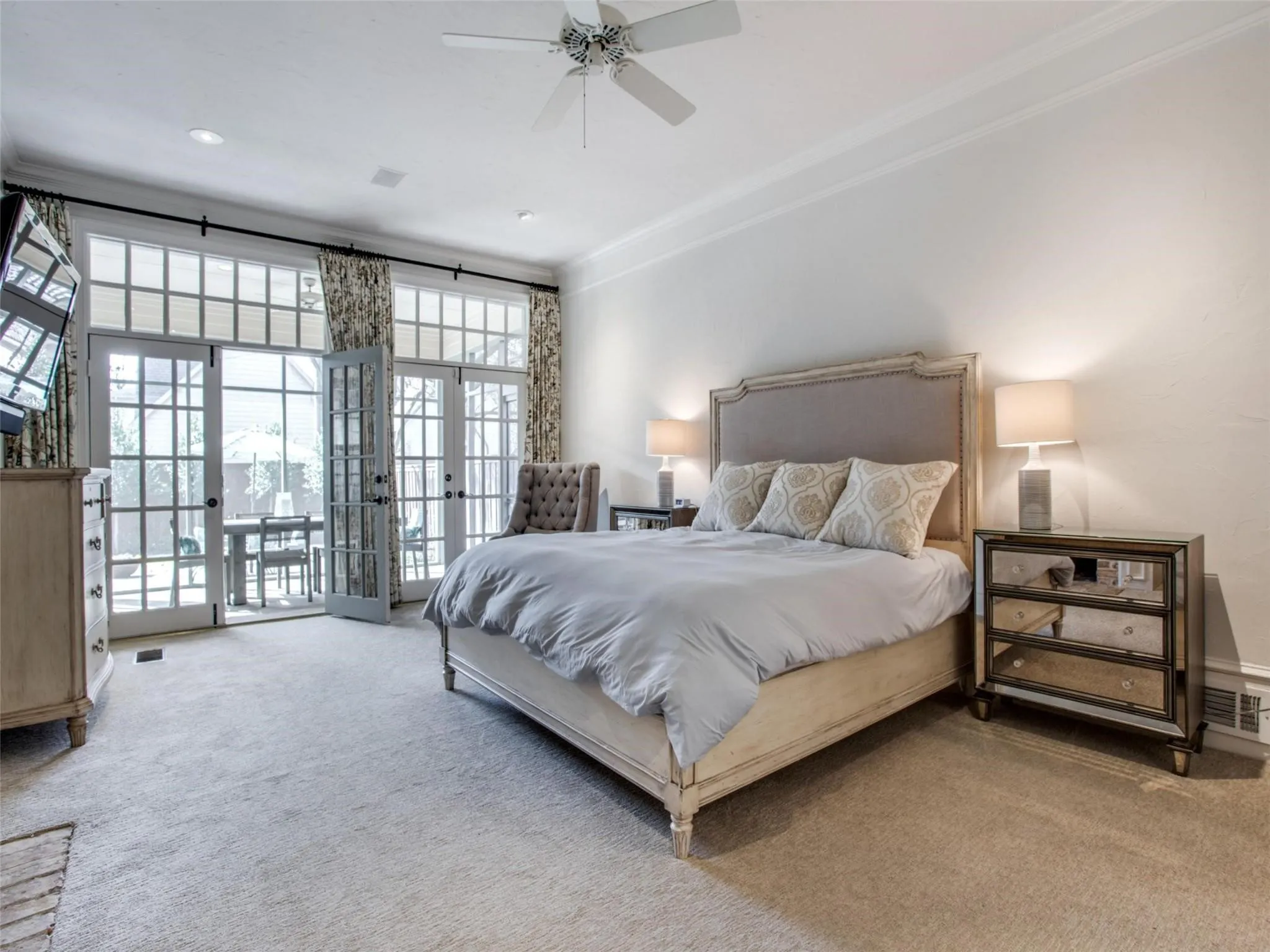 Single Family Residence For Rent in Dallas County , 3909 Greenbrier Drive, University Park, Texas 75225, 5 Bedroom, 5 Bathroom, 2 Garage spaces, 5,652 Sqft, built in 1982, mls#21402137, Real Estate Agent in University Park, Homes For Rent in Dallas county, Homes For Rent in University Park, Realtor in University Park Texas, Real Estate Brokerage Independent Realty Texas, Luminita Cordes Realtor