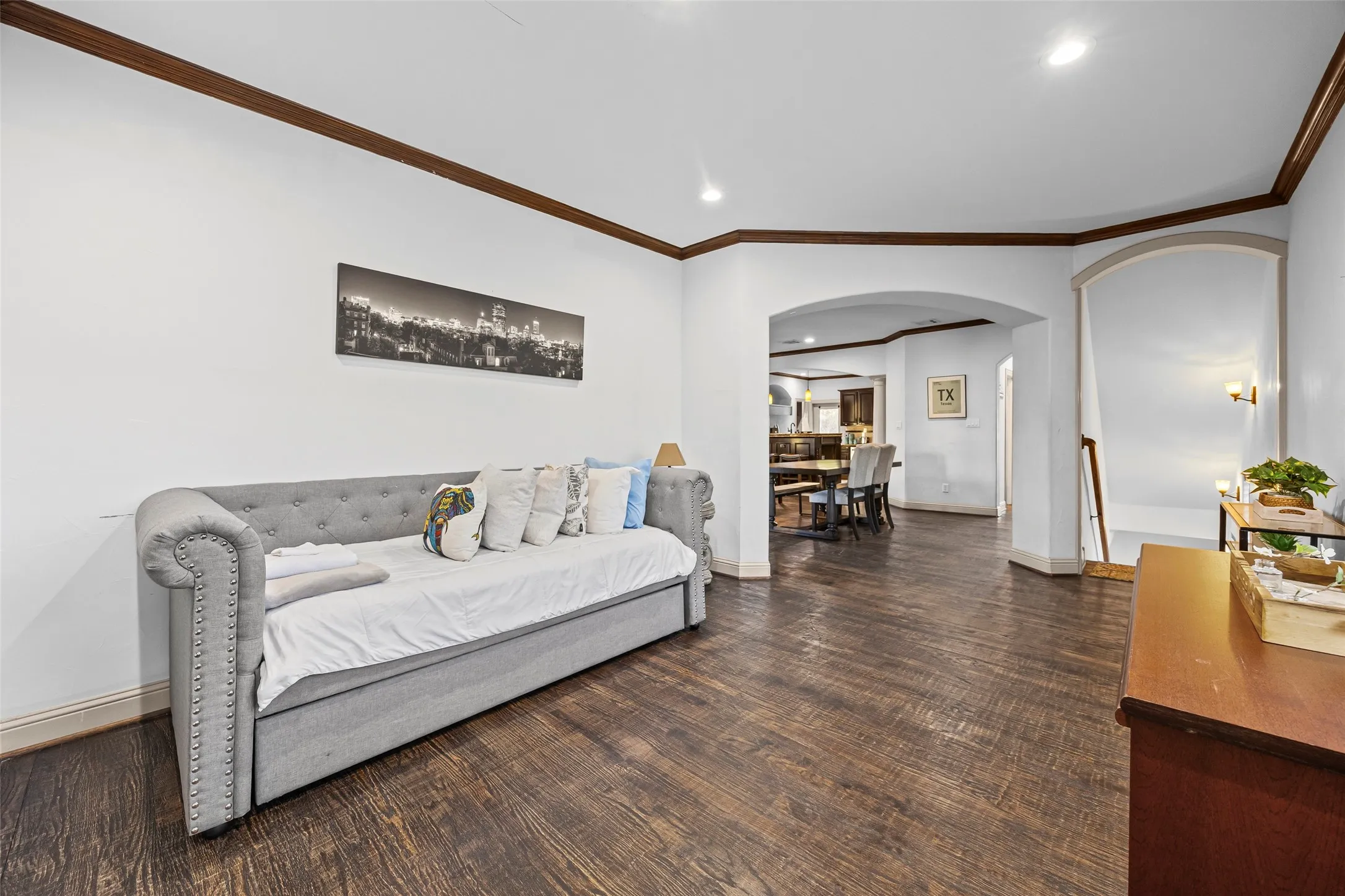 Level 2 family/game room