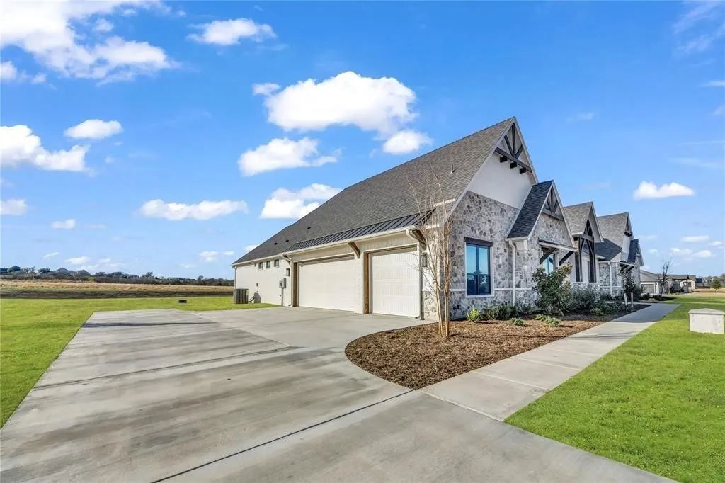 Single Family Residence For Sale in Parker County , 5017 Frost Creek, Aledo, Texas 76008, 4 Bedroom, 4 Bathroom, 3 Garage spaces, 3,957 Sqft, built in 2026, mls#21402599, Real Estate Agent in Aledo, Homes For Sale in Parker county, Homes For Sale in Aledo, Realtor in Aledo Texas, Real Estate Brokerage Independent Realty Texas, Luminita Cordes Realtor