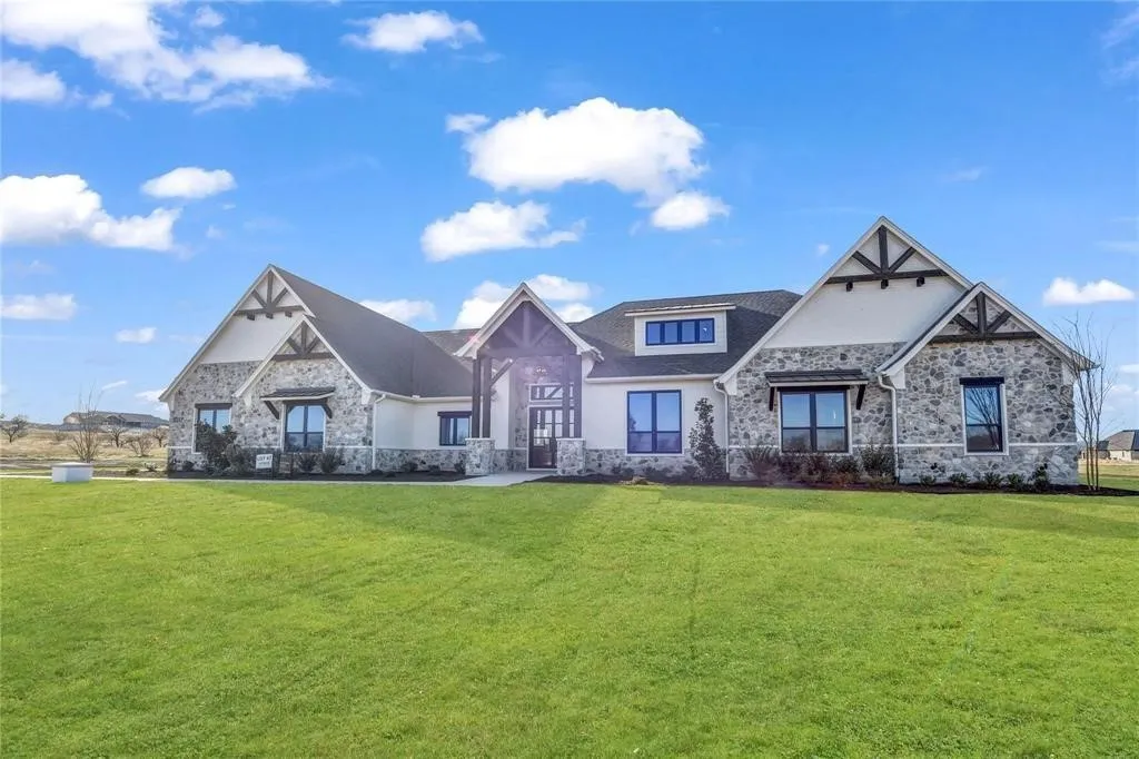 Single Family Residence For Sale in Parker County , 5017 Frost Creek, Aledo, Texas 76008, 4 Bedroom, 4 Bathroom, 3 Garage spaces, 3,957 Sqft, built in 2026, mls#21402599, Real Estate Agent in Aledo, Homes For Sale in Parker county, Homes For Sale in Aledo, Realtor in Aledo Texas, Real Estate Brokerage Independent Realty Texas, Luminita Cordes Realtor