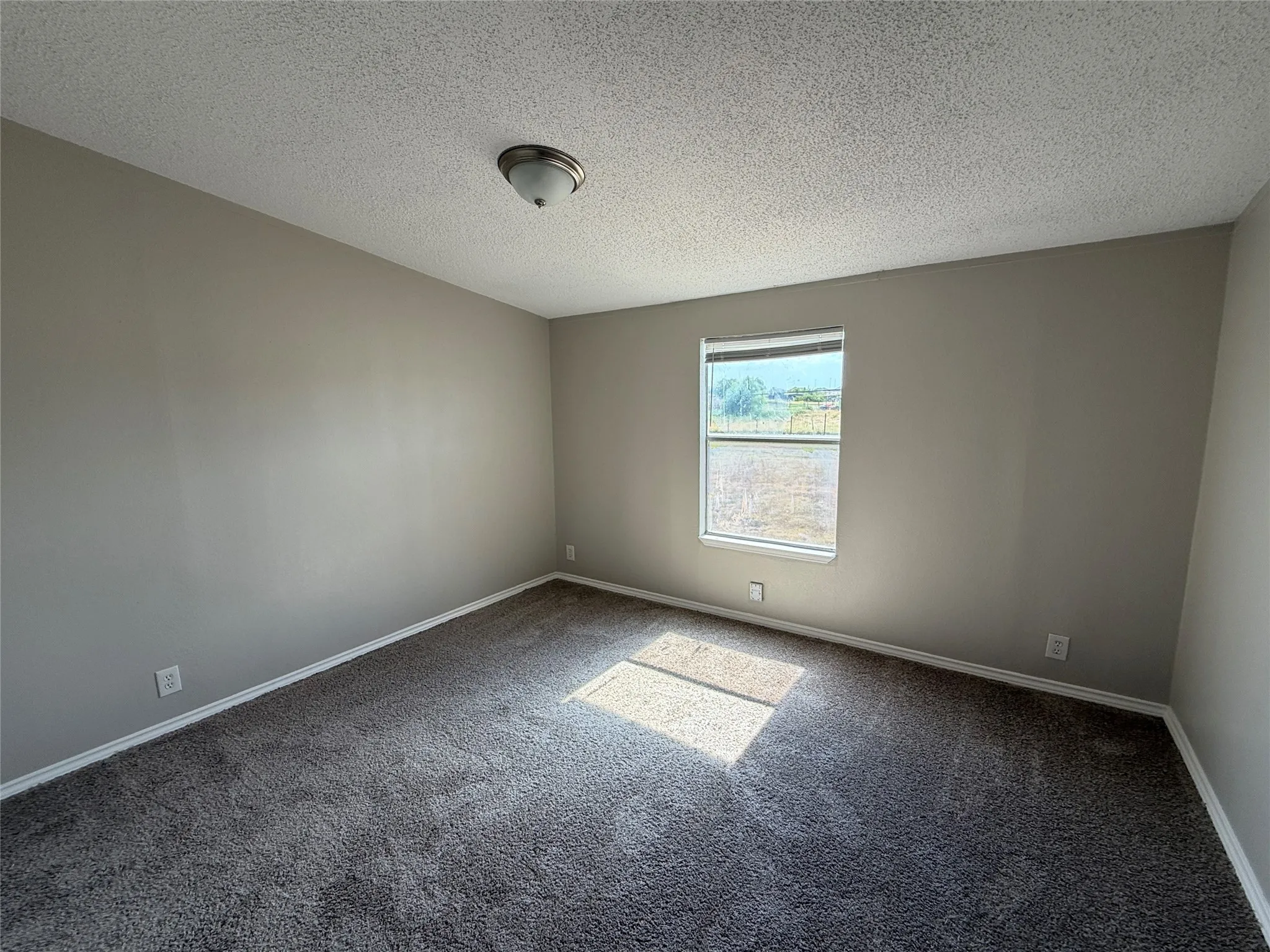 Mobile Home For Sale in Johnson County , 4116 Cherry Ridge Lane, Joshua, Texas 76058, 3 Bedroom, 2 Bathroom, 2 Garage spaces, 1,456 Sqft, built in 2000, mls#21402607, Real Estate Agent in Joshua, Homes For Sale in Johnson county, Homes For Sale in Joshua, Realtor in Joshua Texas, Real Estate Brokerage Independent Realty Texas, Luminita Cordes Realtor