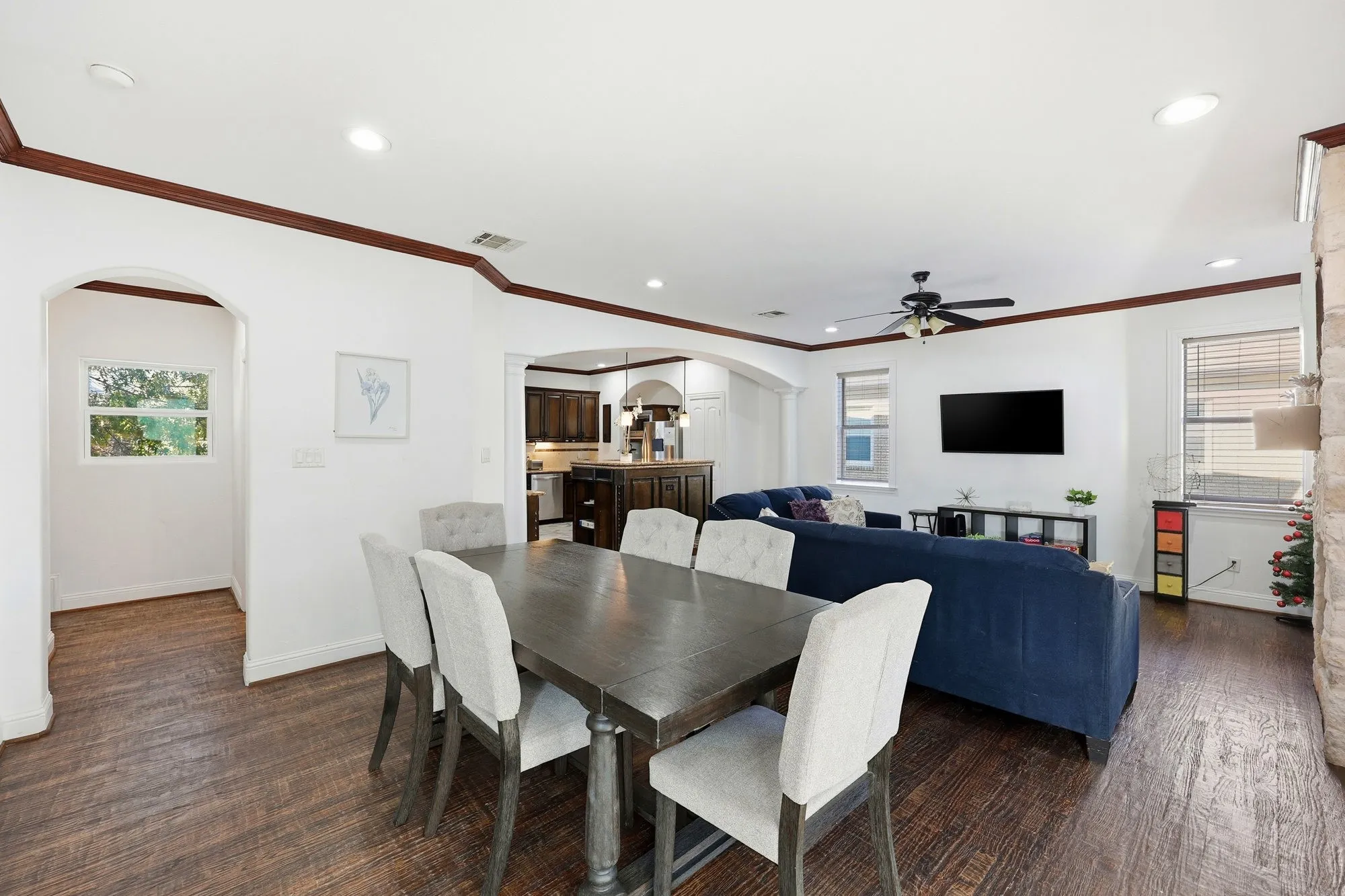 Level 2 dining room