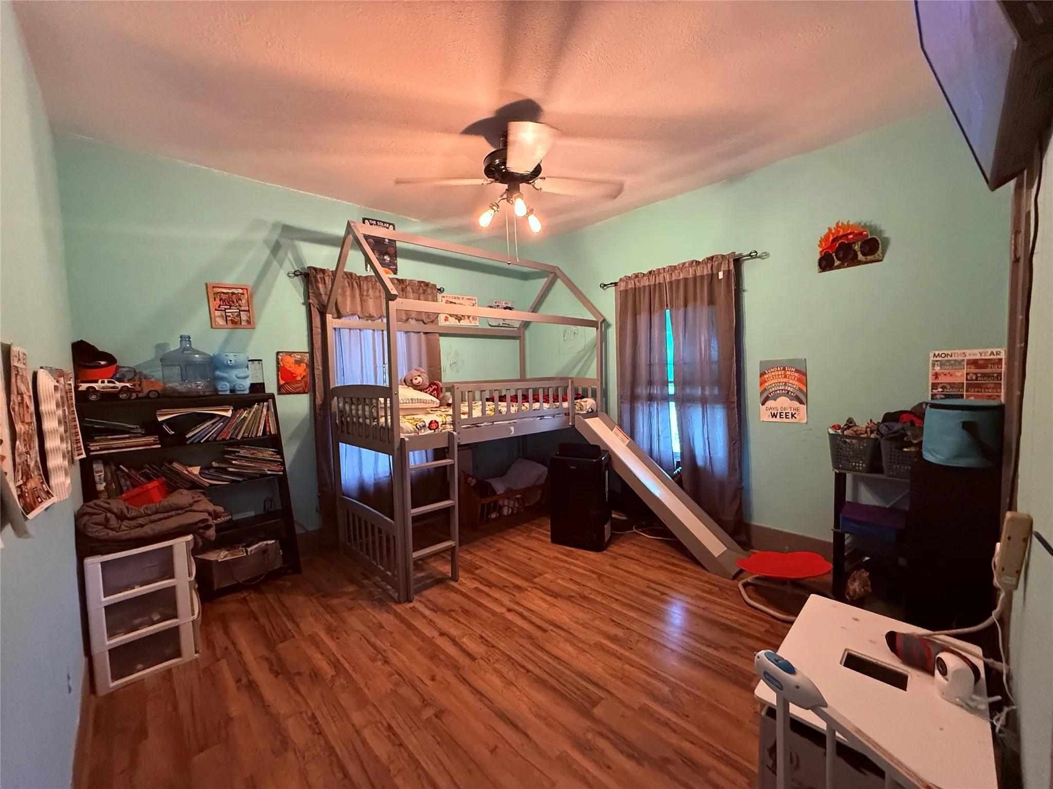 Wood-finish flooring throughout