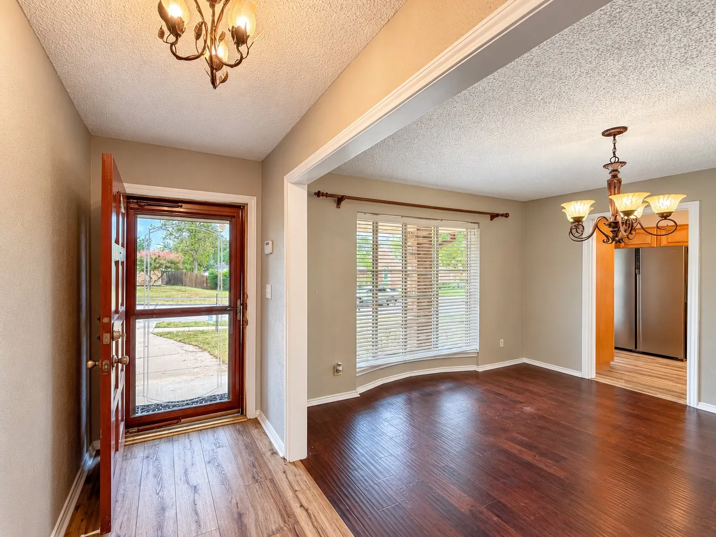 Entry - Dining Room