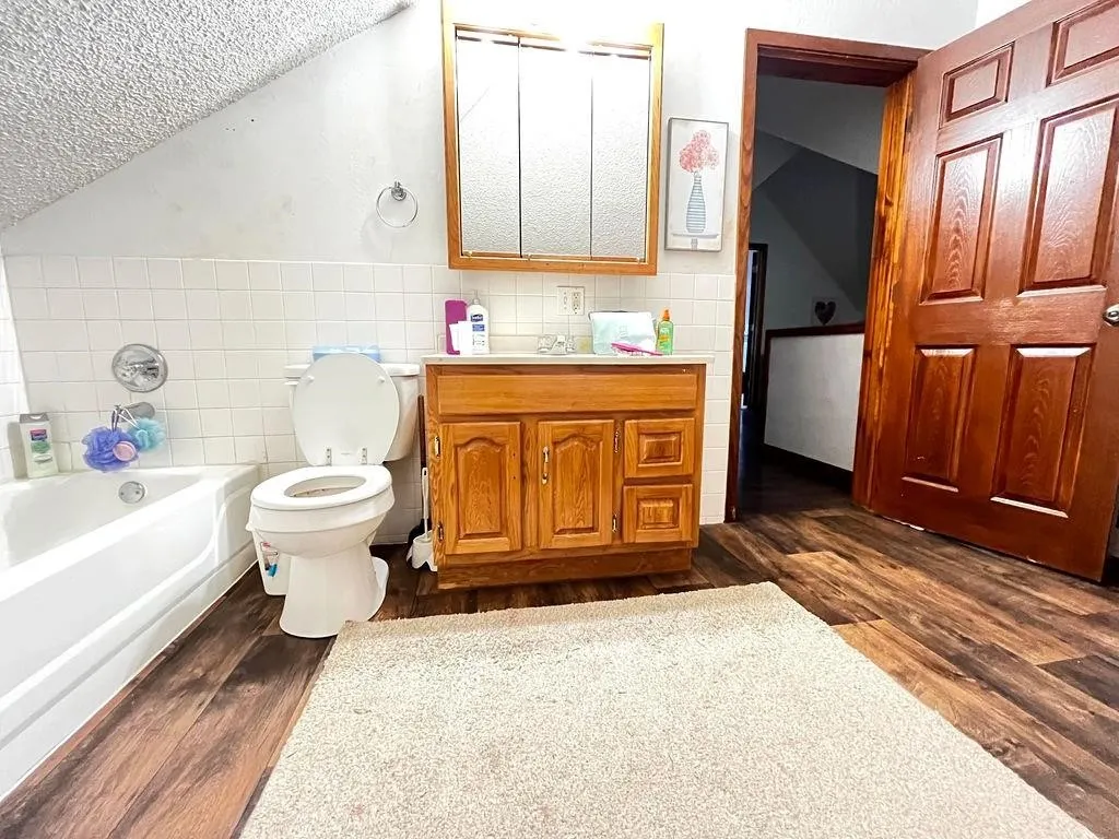 Single Family Residence For Sale in Coleman County , 1100 W Walnut Street, Coleman, Texas 76834, 4 Bedroom, 3 Bathroom, 2 Garage spaces, 1,719 Sqft, built in 1930, mls#21400148, Real Estate Agent in Coleman, Homes For Sale in Coleman county, Homes For Sale in Coleman, Realtor in Coleman Texas, Real Estate Brokerage Independent Realty Texas, Luminita Cordes Realtor