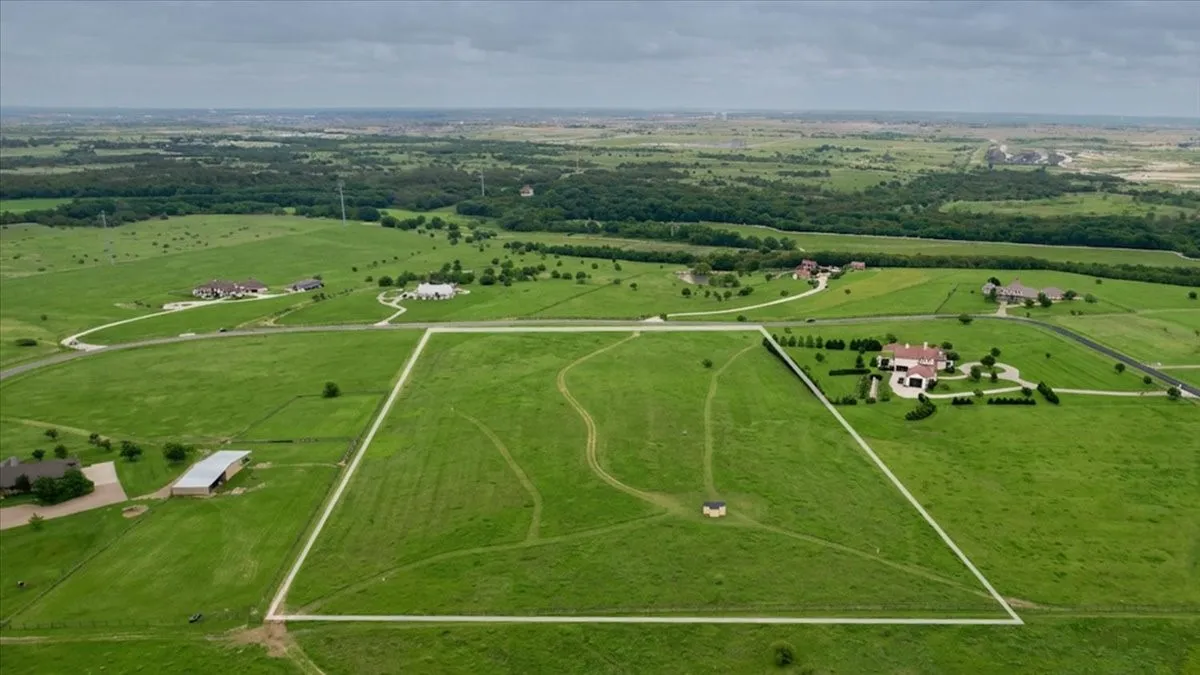 Unimproved Land For Sale in Tarrant County , 11302 E Rocky Creek Road, Crowley, Texas 76036, 0, 0, Garage spaces, 0 Sqft, built in 0, mls#21402356, Real Estate Agent in Crowley, Homes For Sale in Tarrant county, Homes For Sale in Crowley, Realtor in Crowley Texas, Real Estate Brokerage Independent Realty Texas, Luminita Cordes Realtor