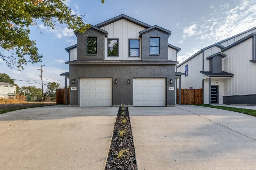 Townhouse For Sale in Tarrant County , 1632 Bessie Street, Fort Worth, Texas 76104, 8 Bedroom, 6 Bathroom, 2 Garage spaces, 3,376 Sqft, built in 2026, mls#21402572, Real Estate Agent in Fort Worth, Homes For Sale in Tarrant county, Homes For Sale in Fort Worth, Realtor in Fort Worth Texas, Real Estate Brokerage Independent Realty Texas, Luminita Cordes Realtor