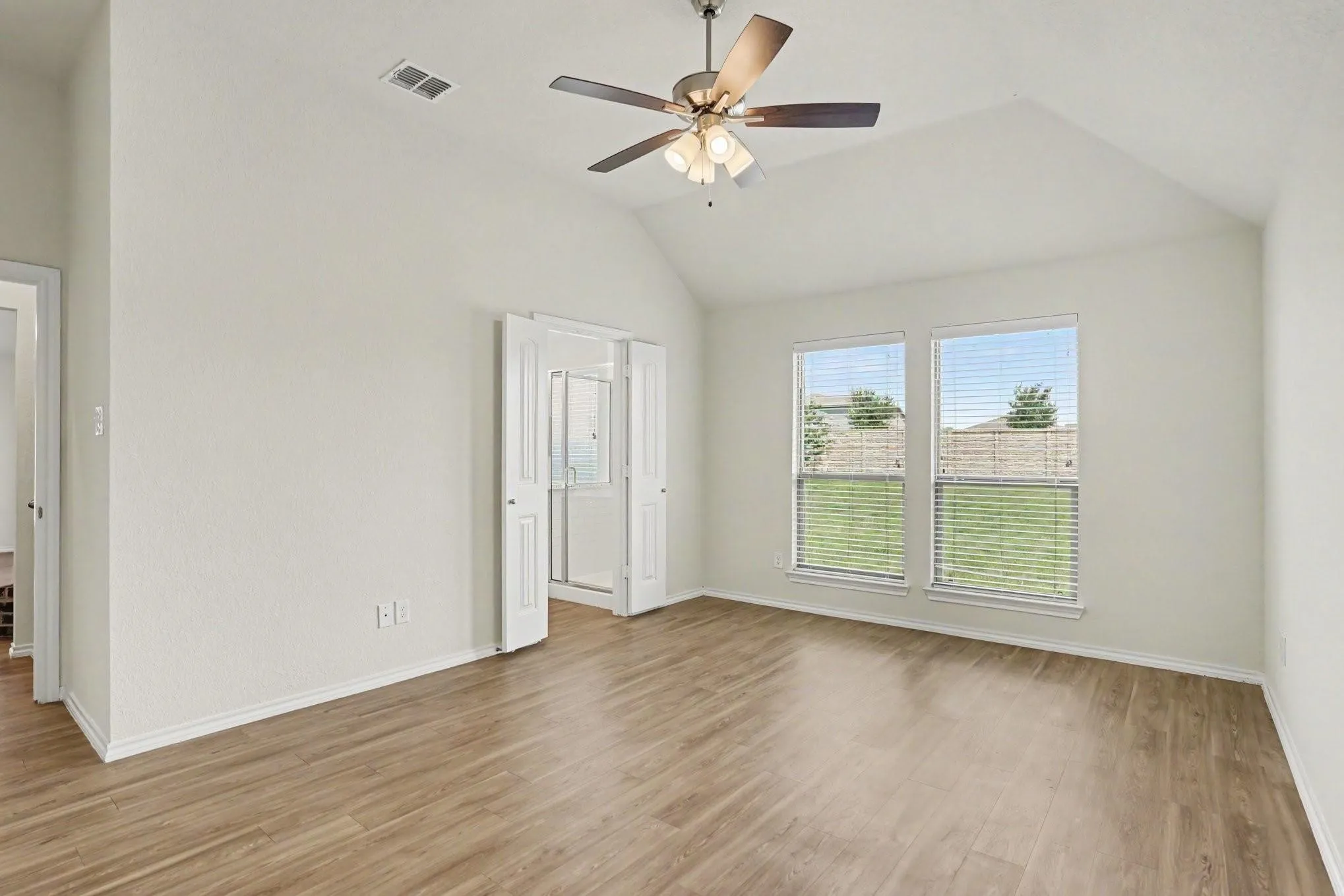 Single Family Residence For Rent in Dallas County , 429 Tobin Drive, Seagoville, Texas 75159, 3 Bedroom, 2 Bathroom, 2 Garage spaces, 1,789 Sqft, built in 2023, mls#21402627, Real Estate Agent in Seagoville, Homes For Rent in Dallas county, Homes For Rent in Seagoville, Realtor in Seagoville Texas, Real Estate Brokerage Independent Realty Texas, Luminita Cordes Realtor