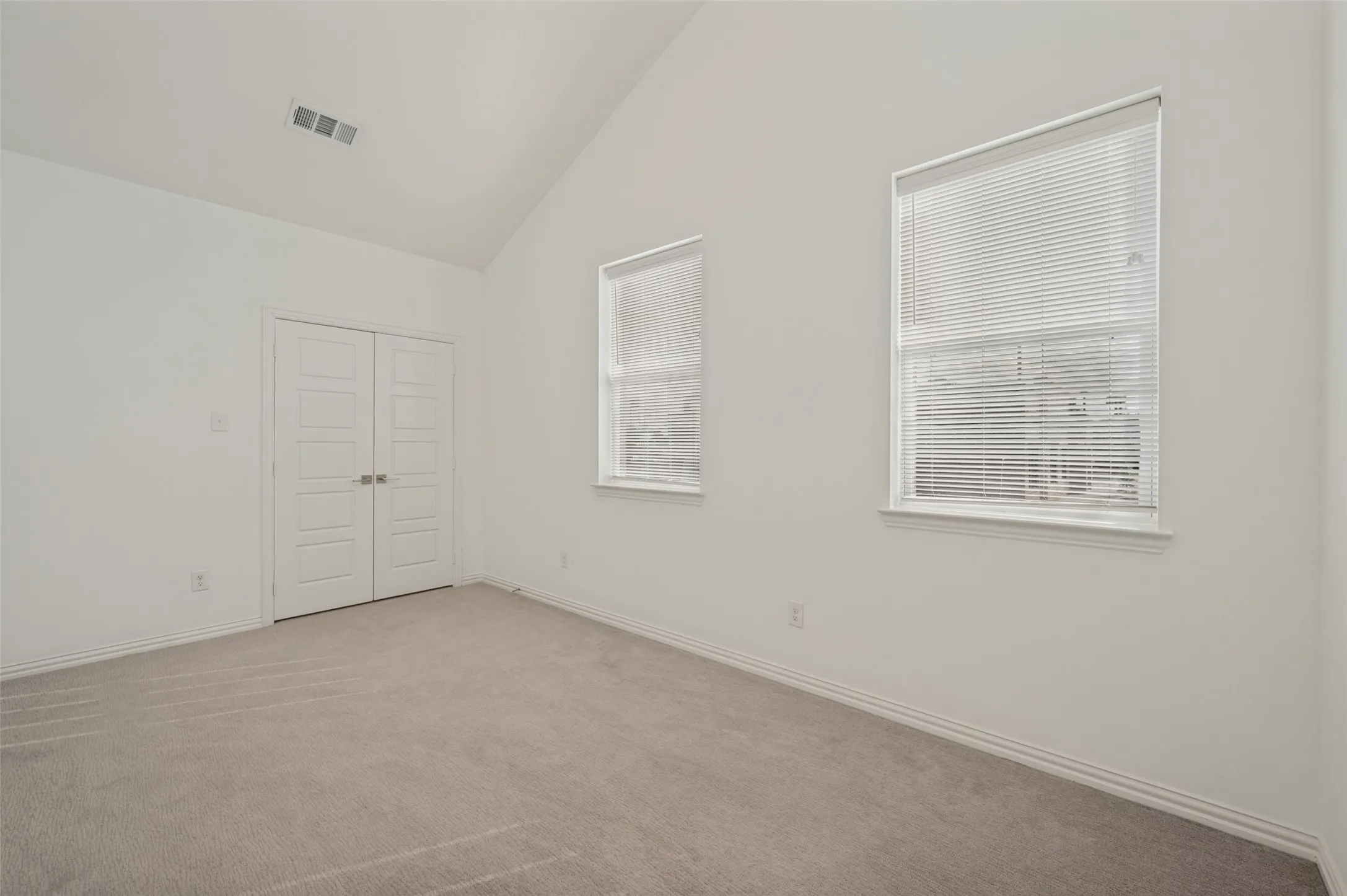 Townhouse For Sale in Dallas County , 2008 Bethlehem Street, Irving, Texas 75061, 3 Bedroom, 3 Bathroom, 2 Garage spaces, 1,869 Sqft, built in 2020, mls#21400503, Real Estate Agent in Irving, Homes For Sale in Dallas county, Homes For Sale in Irving, Realtor in Irving Texas, Real Estate Brokerage Independent Realty Texas, Luminita Cordes Realtor