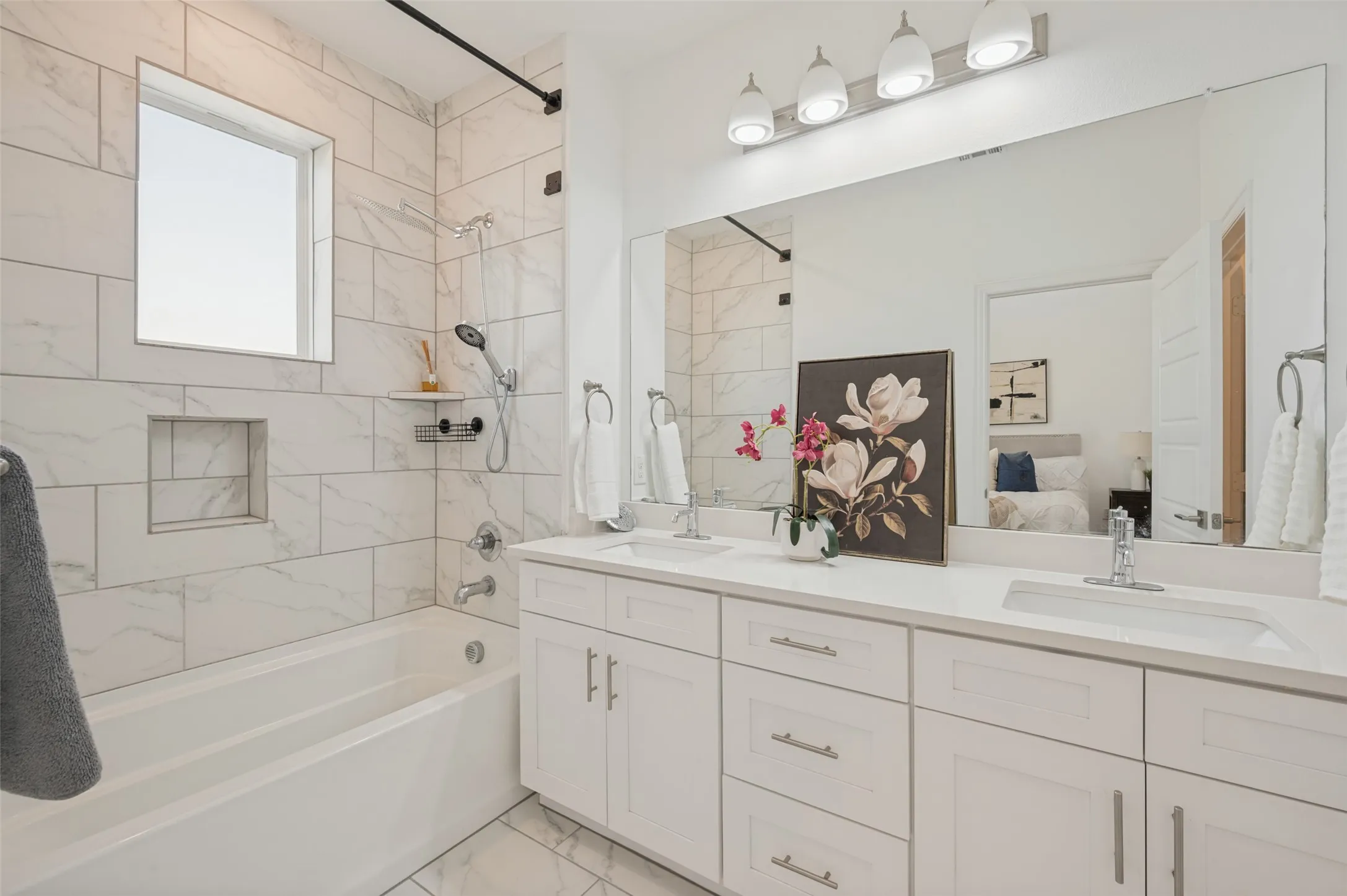 Townhouse For Sale in Dallas County , 2008 Bethlehem Street, Irving, Texas 75061, 3 Bedroom, 3 Bathroom, 2 Garage spaces, 1,869 Sqft, built in 2020, mls#21400503, Real Estate Agent in Irving, Homes For Sale in Dallas county, Homes For Sale in Irving, Realtor in Irving Texas, Real Estate Brokerage Independent Realty Texas, Luminita Cordes Realtor