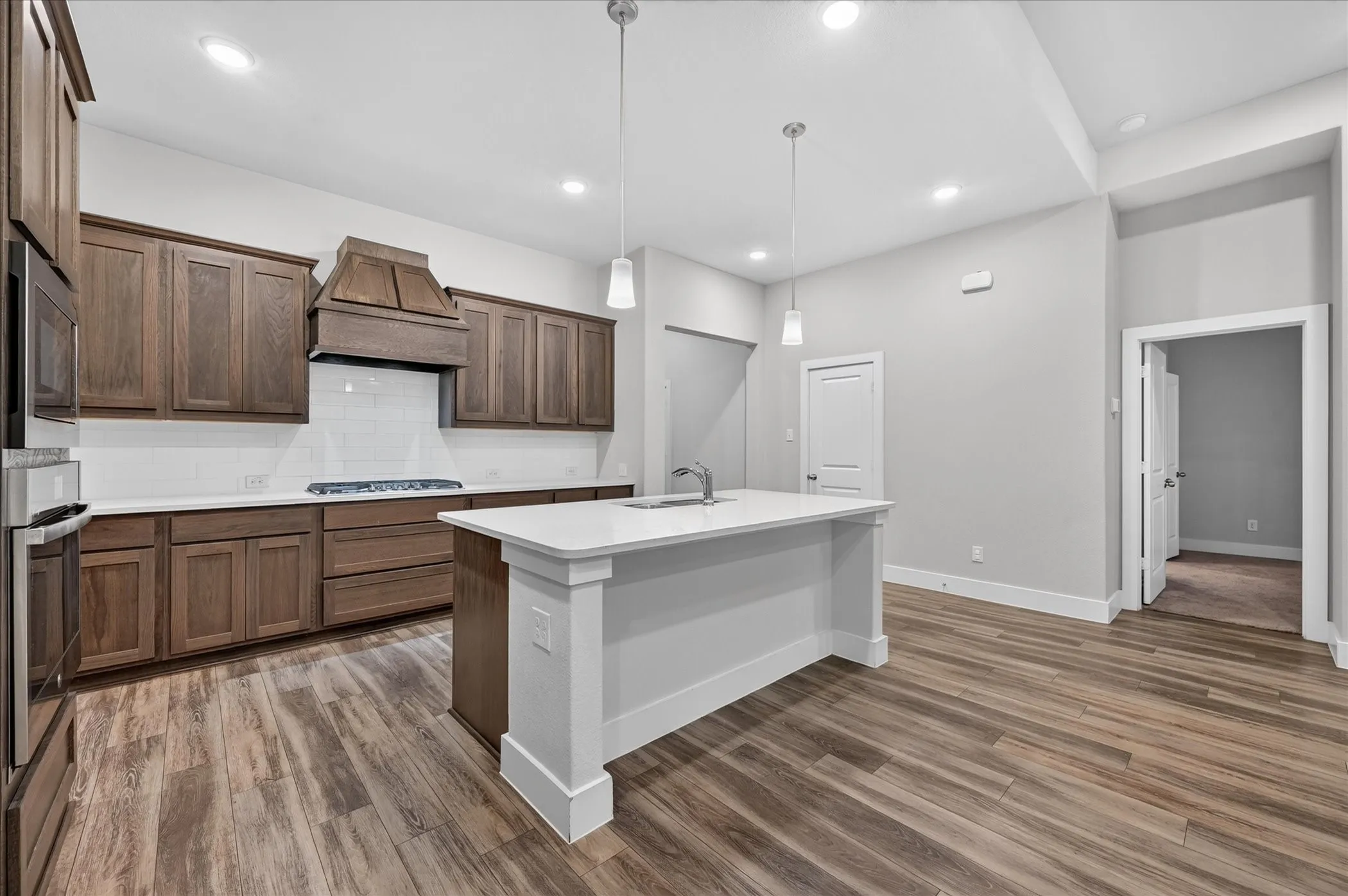 Single Family Residence For Sale in Tarrant County , 5120 Beautyberry Drive, Fort Worth, Texas 76036, 3 Bedroom, 2 Bathroom, 2 Garage spaces, 1,832 Sqft, built in 2021, mls#21402343, Real Estate Agent in Fort Worth, Homes For Sale in Tarrant county, Homes For Sale in Fort Worth, Realtor in Fort Worth Texas, Real Estate Brokerage Independent Realty Texas, Luminita Cordes Realtor