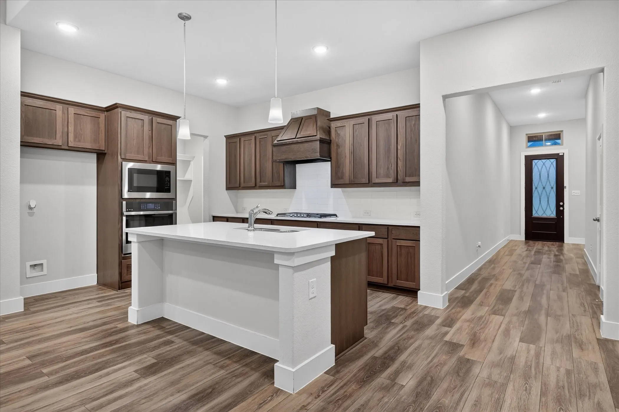 Single Family Residence For Sale in Tarrant County , 5120 Beautyberry Drive, Fort Worth, Texas 76036, 3 Bedroom, 2 Bathroom, 2 Garage spaces, 1,832 Sqft, built in 2021, mls#21402343, Real Estate Agent in Fort Worth, Homes For Sale in Tarrant county, Homes For Sale in Fort Worth, Realtor in Fort Worth Texas, Real Estate Brokerage Independent Realty Texas, Luminita Cordes Realtor