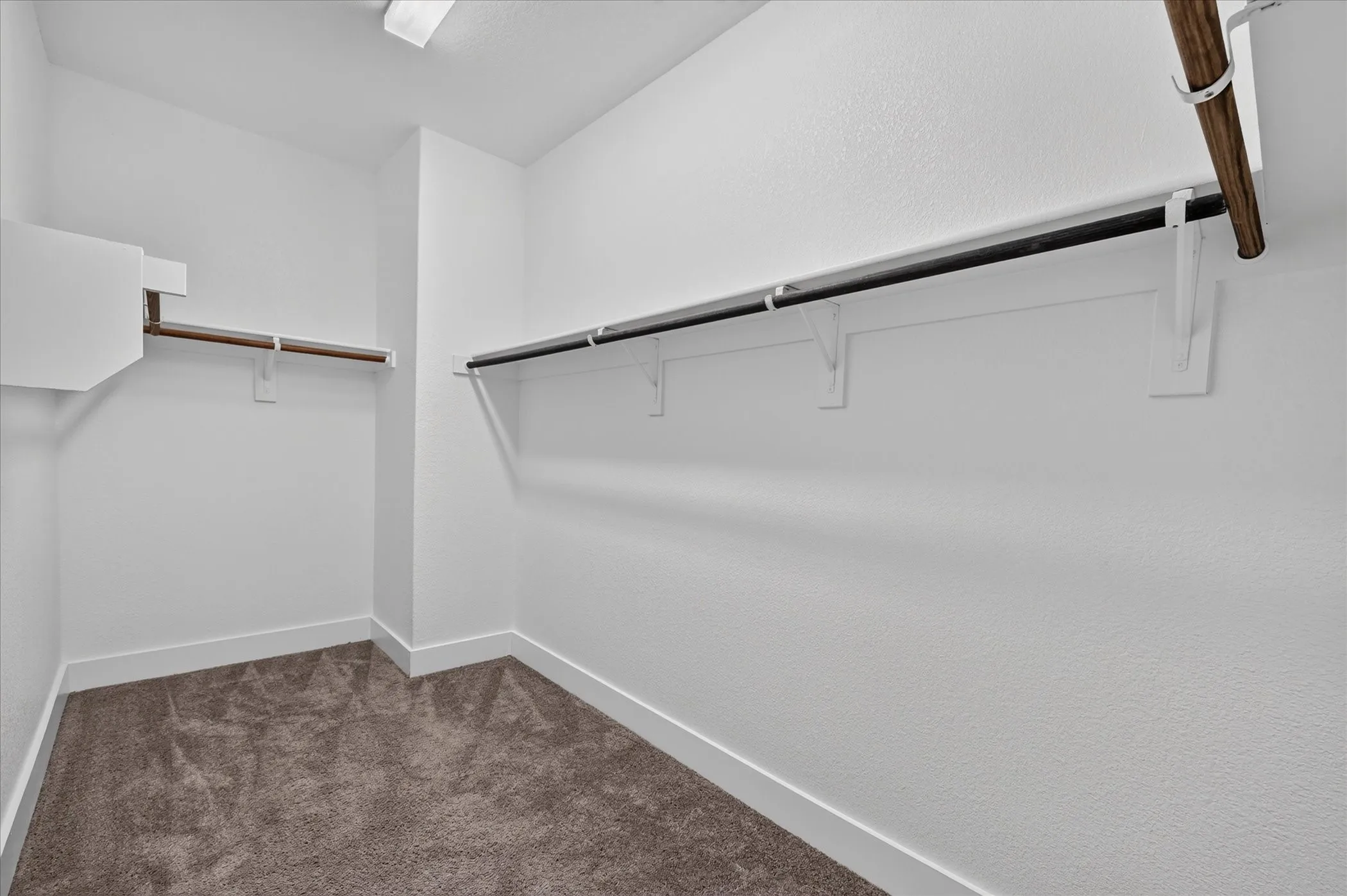 Single Family Residence For Sale in Tarrant County , 5120 Beautyberry Drive, Fort Worth, Texas 76036, 3 Bedroom, 2 Bathroom, 2 Garage spaces, 1,832 Sqft, built in 2021, mls#21402343, Real Estate Agent in Fort Worth, Homes For Sale in Tarrant county, Homes For Sale in Fort Worth, Realtor in Fort Worth Texas, Real Estate Brokerage Independent Realty Texas, Luminita Cordes Realtor