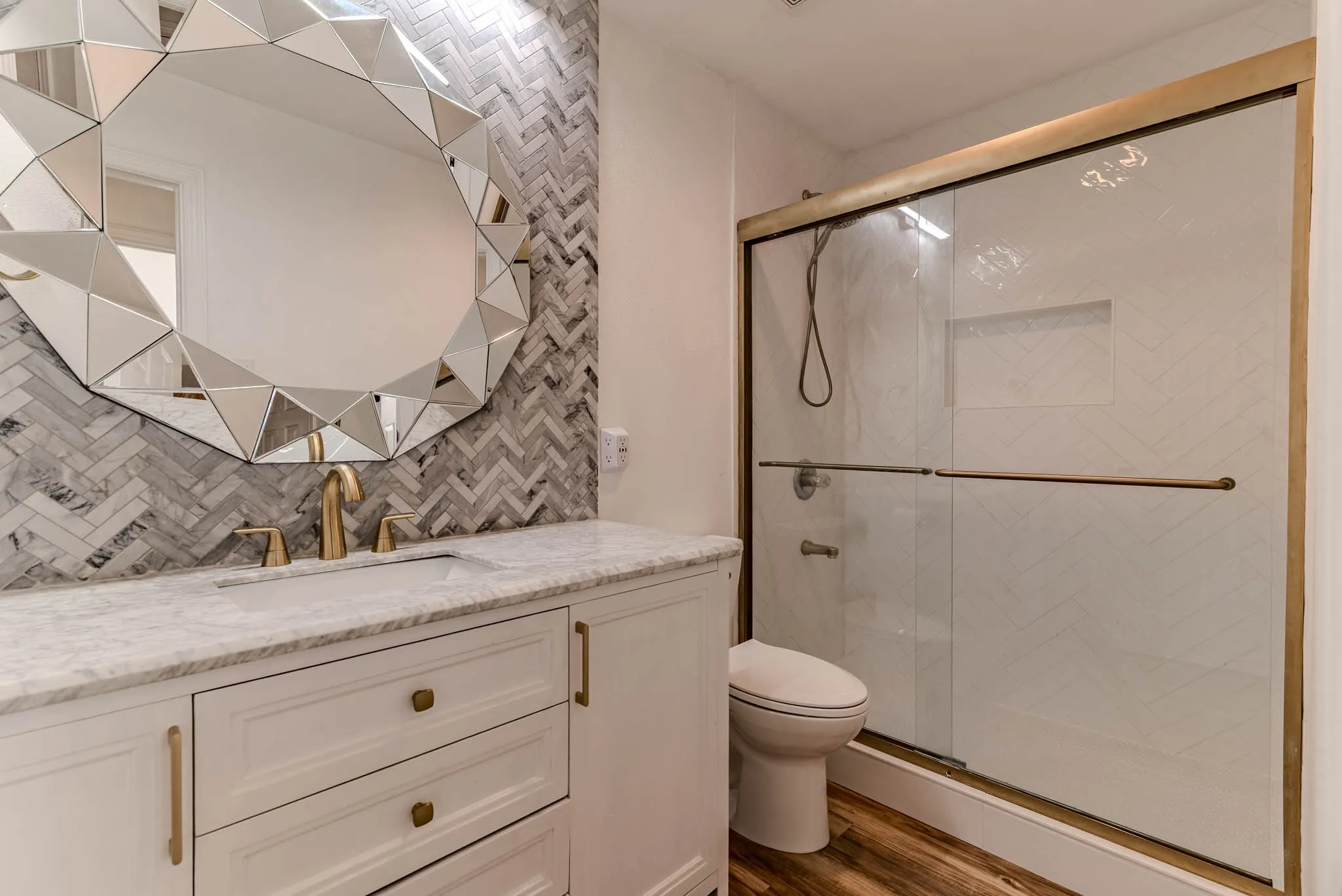 Single Family Residence For Rent in Tarrant County , 609 Bristlecone Drive, Arlington, Texas 76018, 4 Bedroom, 2 Bathroom, 2 Garage spaces, 2,091 Sqft, built in 2002, mls#21401617, Real Estate Agent in Arlington, Homes For Rent in Tarrant county, Homes For Rent in Arlington, Realtor in Arlington Texas, Real Estate Brokerage Independent Realty Texas, Luminita Cordes Realtor