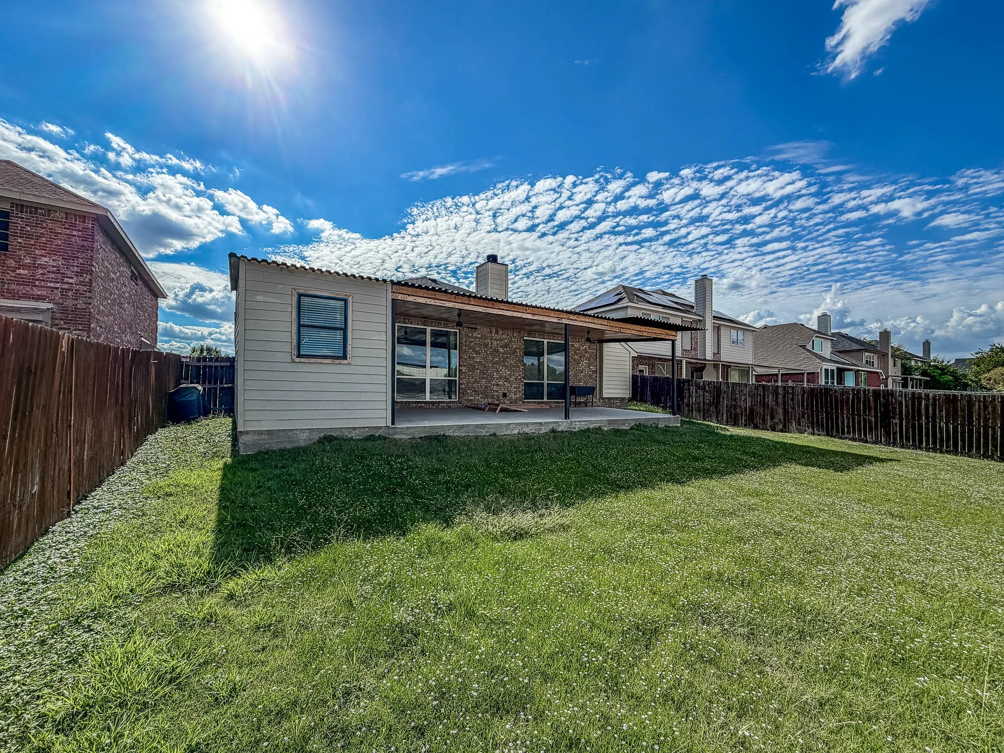 Single Family Residence For Rent in Tarrant County , 609 Bristlecone Drive, Arlington, Texas 76018, 4 Bedroom, 2 Bathroom, 2 Garage spaces, 2,091 Sqft, built in 2002, mls#21401617, Real Estate Agent in Arlington, Homes For Rent in Tarrant county, Homes For Rent in Arlington, Realtor in Arlington Texas, Real Estate Brokerage Independent Realty Texas, Luminita Cordes Realtor