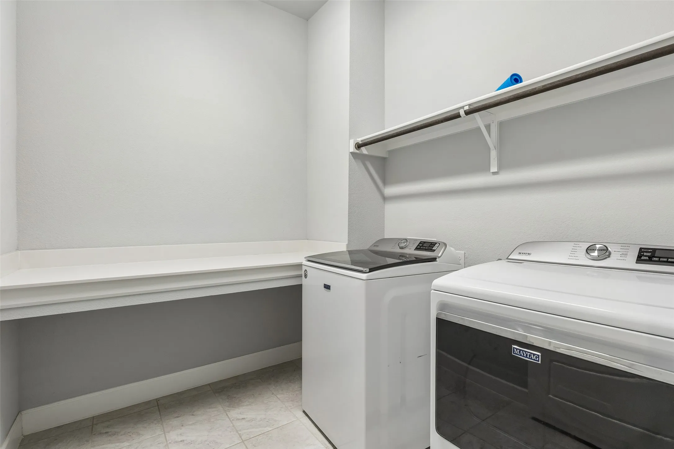Single Family Residence For Sale in Dallas County , 9201 Lamar Street, Rowlett, Texas 75089, 3 Bedroom, 3 Bathroom, 2 Garage spaces, 2,660 Sqft, built in 2020, mls#21402239, Real Estate Agent in Rowlett, Homes For Sale in Dallas county, Homes For Sale in Rowlett, Realtor in Rowlett Texas, Real Estate Brokerage Independent Realty Texas, Luminita Cordes Realtor