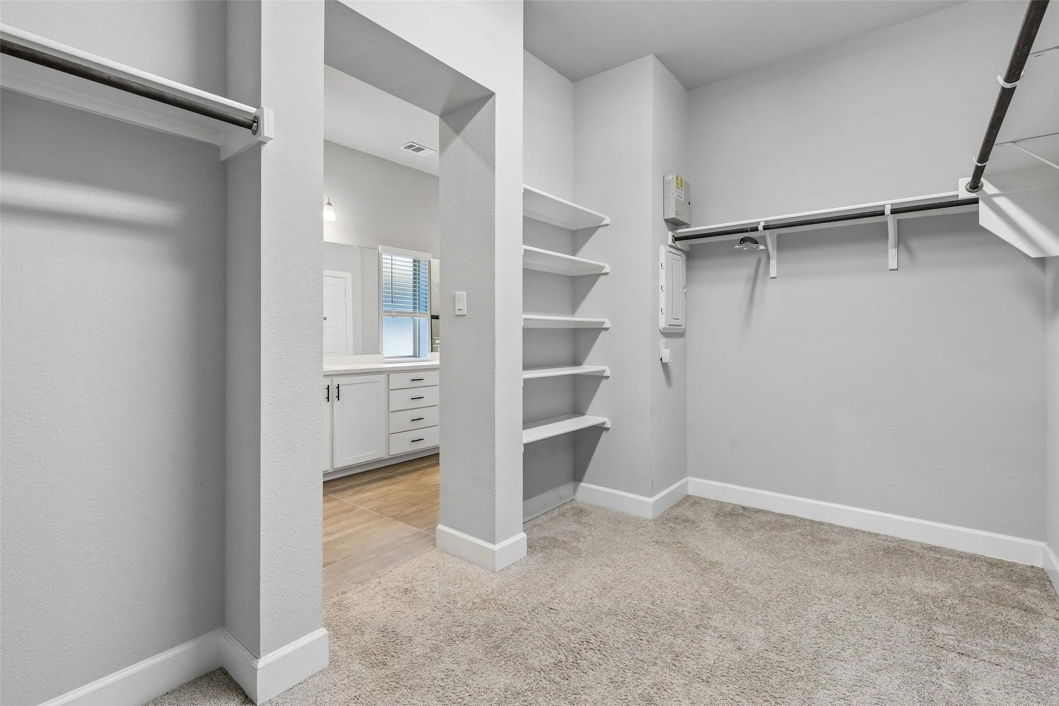 Single Family Residence For Sale in Dallas County , 9201 Lamar Street, Rowlett, Texas 75089, 3 Bedroom, 3 Bathroom, 2 Garage spaces, 2,660 Sqft, built in 2020, mls#21402239, Real Estate Agent in Rowlett, Homes For Sale in Dallas county, Homes For Sale in Rowlett, Realtor in Rowlett Texas, Real Estate Brokerage Independent Realty Texas, Luminita Cordes Realtor