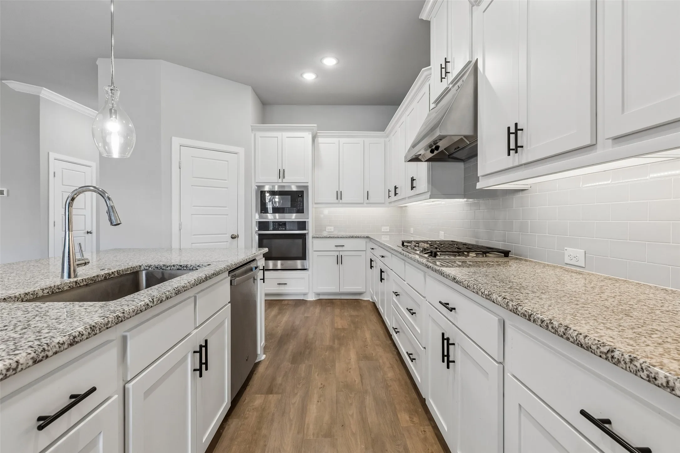 Single Family Residence For Sale in Dallas County , 9201 Lamar Street, Rowlett, Texas 75089, 3 Bedroom, 3 Bathroom, 2 Garage spaces, 2,660 Sqft, built in 2020, mls#21402239, Real Estate Agent in Rowlett, Homes For Sale in Dallas county, Homes For Sale in Rowlett, Realtor in Rowlett Texas, Real Estate Brokerage Independent Realty Texas, Luminita Cordes Realtor