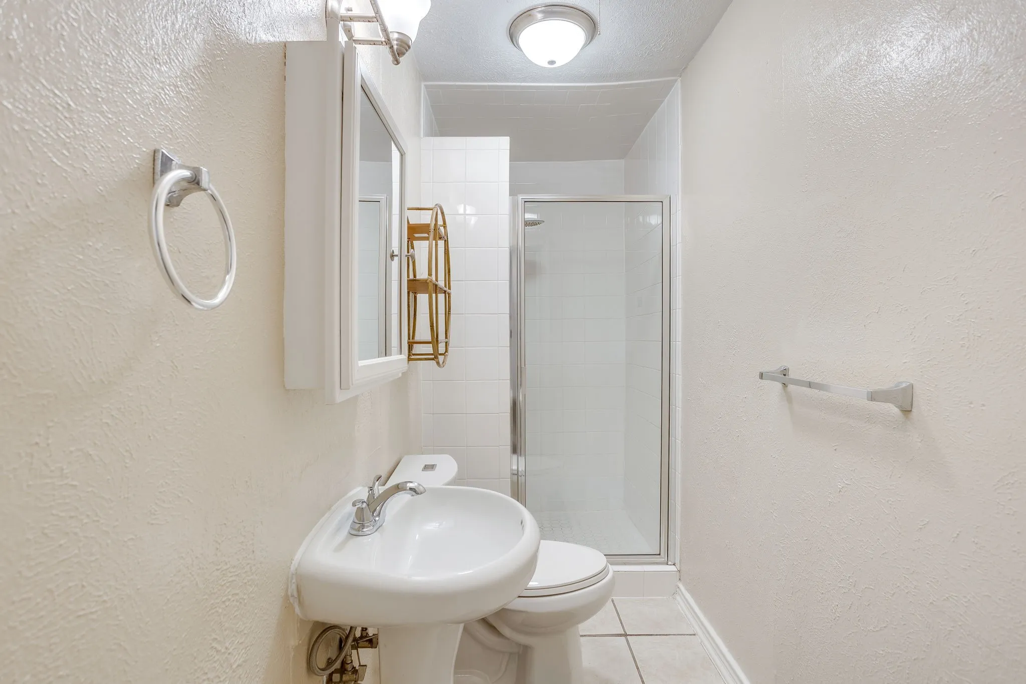 Single Family Residence For Sale in Tarrant County , 3500 Corto Avenue, Fort Worth, Texas 76109, 4 Bedroom, 2 Bathroom, Garage spaces, 1,623 Sqft, built in 1949, mls#21388764, Real Estate Agent in Fort Worth, Homes For Sale in Tarrant county, Homes For Sale in Fort Worth, Realtor in Fort Worth Texas, Real Estate Brokerage Independent Realty Texas, Luminita Cordes Realtor