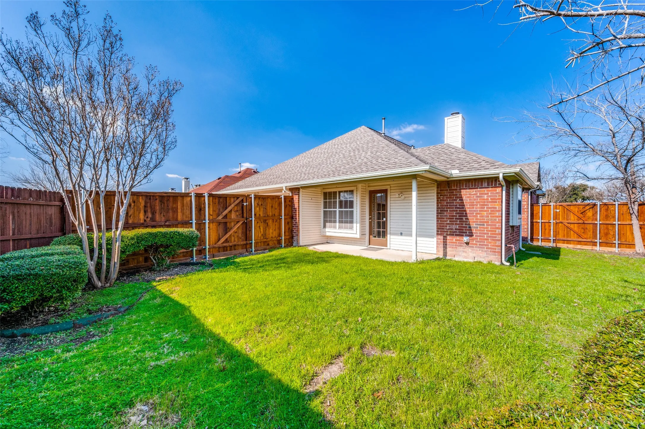 Single Family Residence For Rent in Collin County , 10121 Cambridge Drive, Frisco, Texas 75035, 3 Bedroom, 2 Bathroom, 2 Garage spaces, 1,684 Sqft, built in 1996, mls#21401587, Real Estate Agent in Frisco, Homes For Rent in Collin county, Homes For Rent in Frisco, Realtor in Frisco Texas, Real Estate Brokerage Independent Realty Texas, Luminita Cordes Realtor