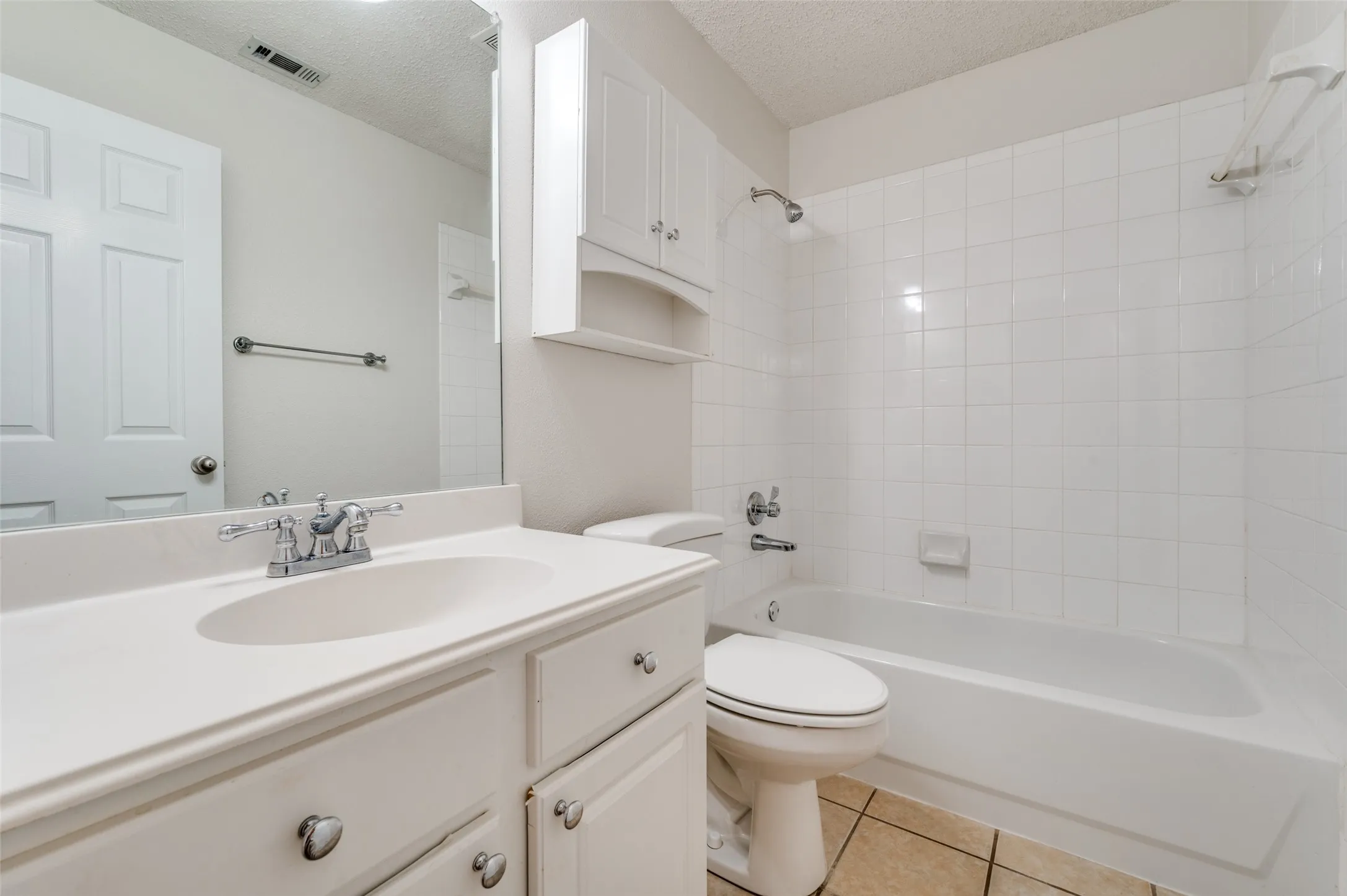 Single Family Residence For Rent in Collin County , 10121 Cambridge Drive, Frisco, Texas 75035, 3 Bedroom, 2 Bathroom, 2 Garage spaces, 1,684 Sqft, built in 1996, mls#21401587, Real Estate Agent in Frisco, Homes For Rent in Collin county, Homes For Rent in Frisco, Realtor in Frisco Texas, Real Estate Brokerage Independent Realty Texas, Luminita Cordes Realtor