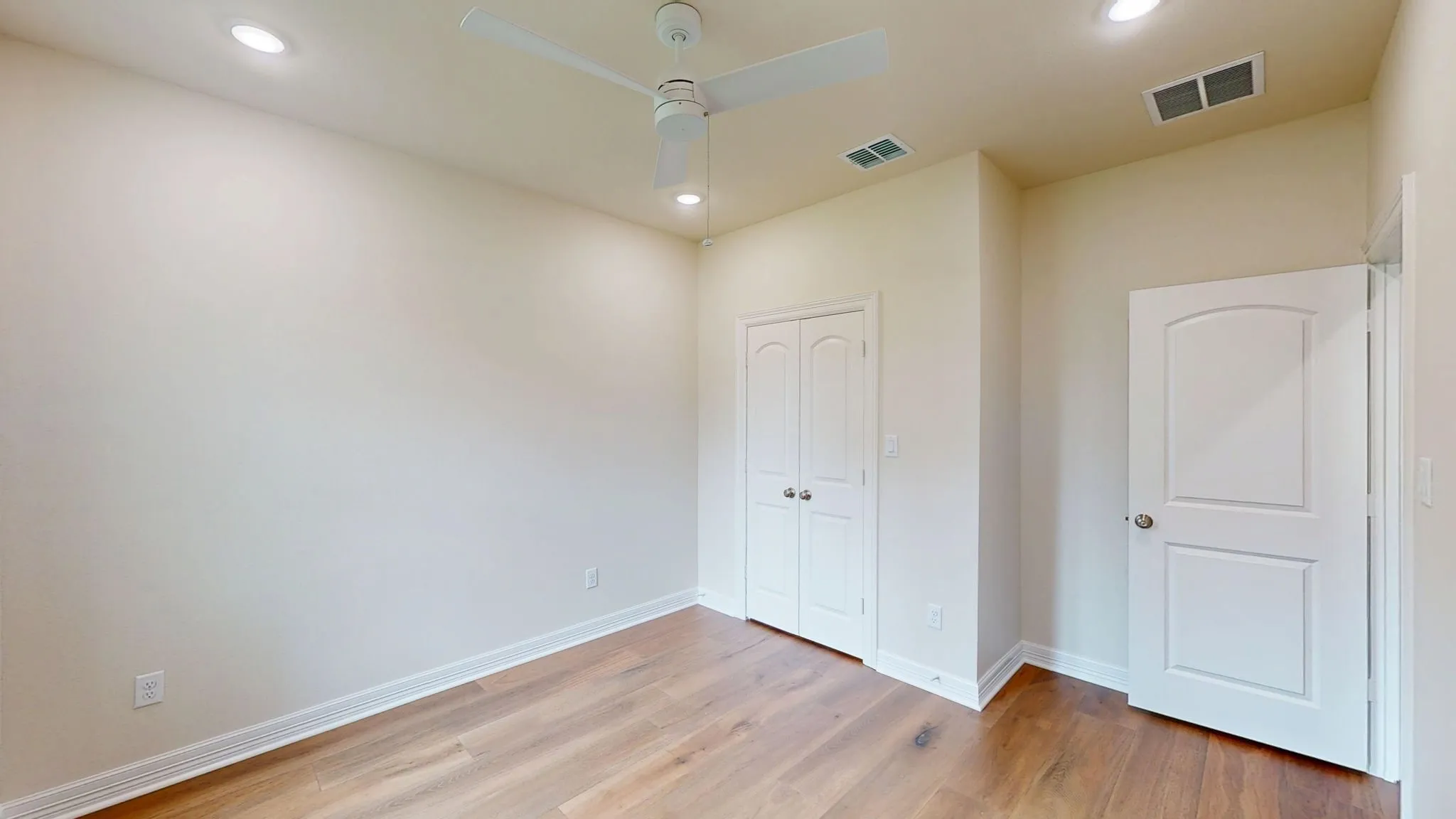 Single Family Residence For Sale in Smith County , 12124 Pinecrest Drive, Flint, Texas 75762, 4 Bedroom, 3 Bathroom, 2 Garage spaces, 2,288 Sqft, built in 2026, mls#21402644, Real Estate Agent in Flint, Homes For Sale in Smith county, Homes For Sale in Flint, Realtor in Flint Texas, Real Estate Brokerage Independent Realty Texas, Luminita Cordes Realtor